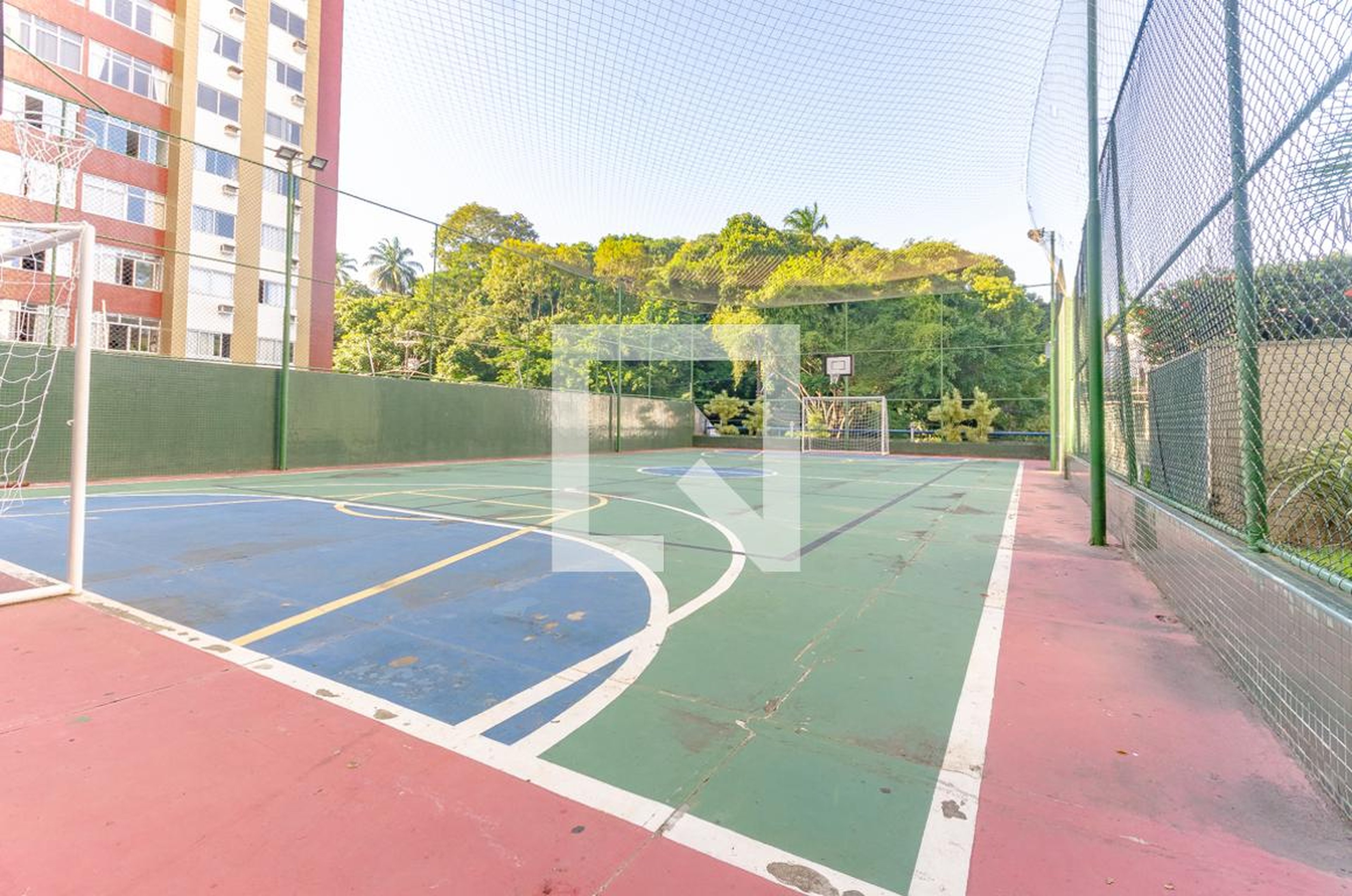 Quadra Esportiva - Maison de Bougainville