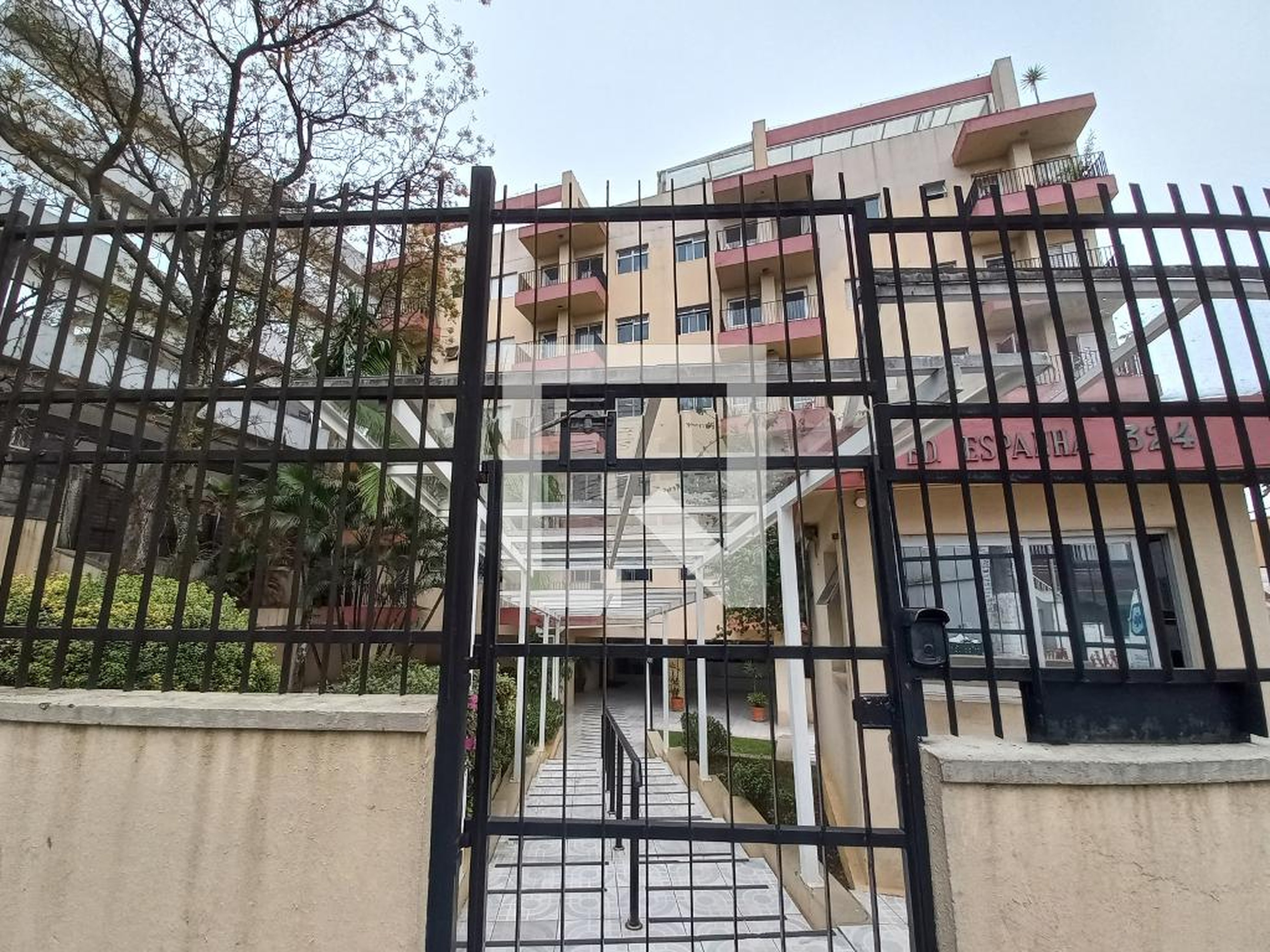 Fachada do Prédio Condomínio Espanha