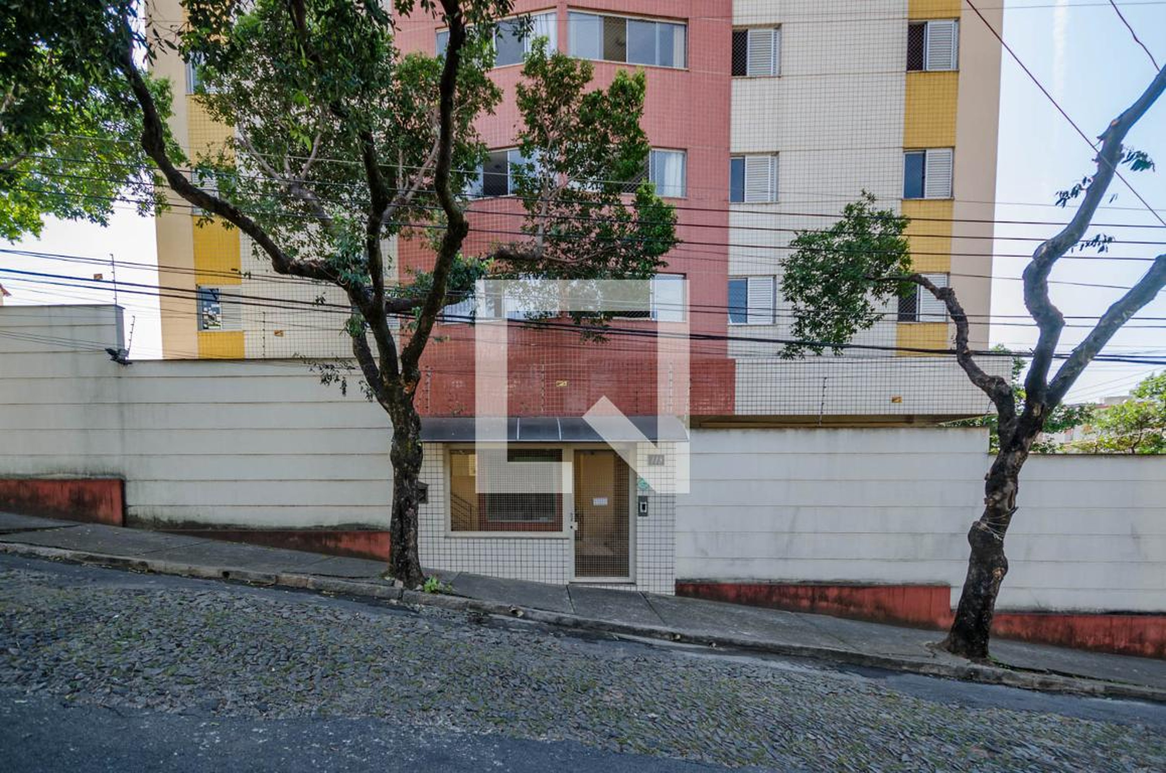 Fachada Condomínio Padre Libério