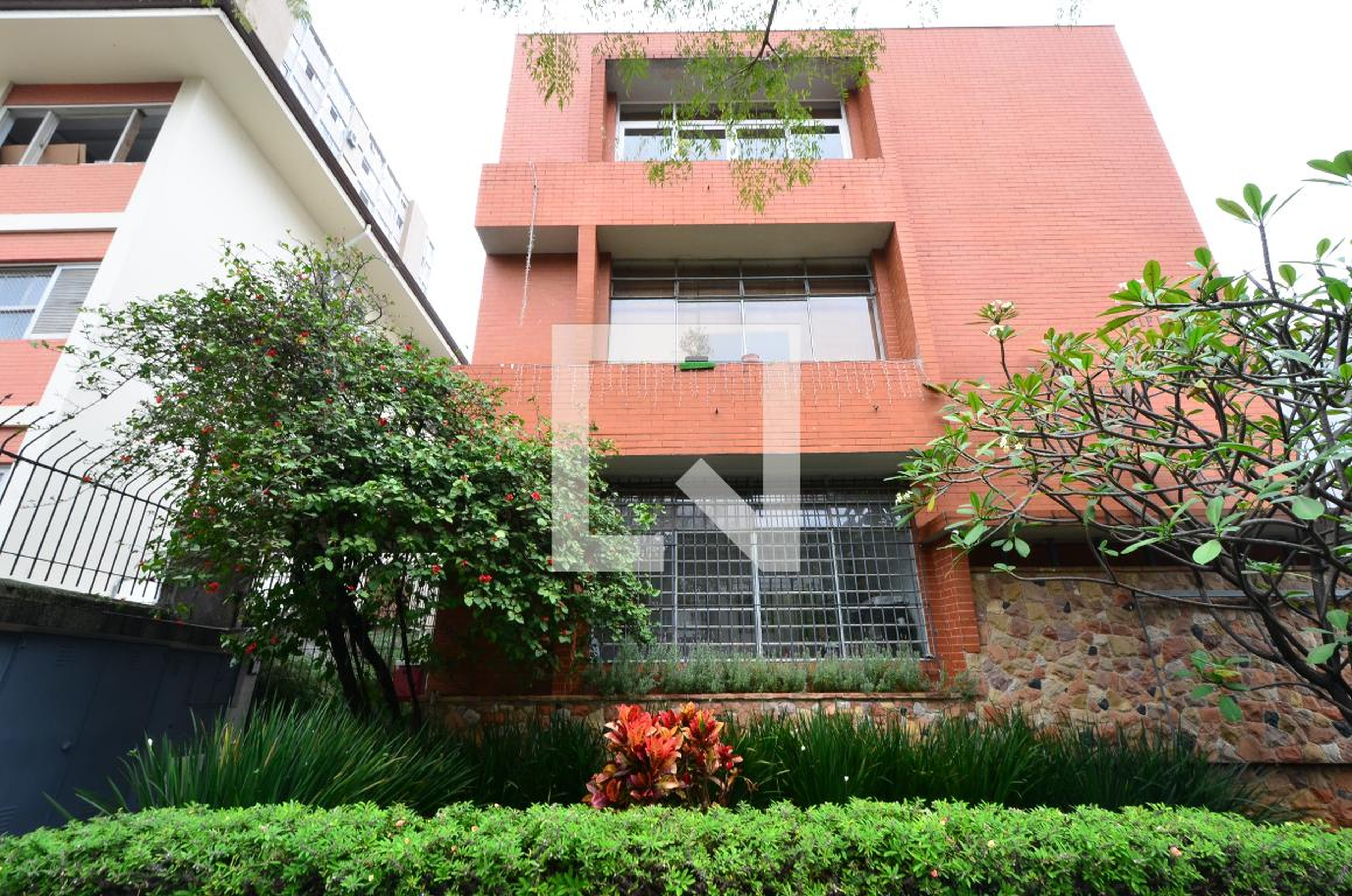 Fachada do Prédio Condomínio Flat Metrópolis