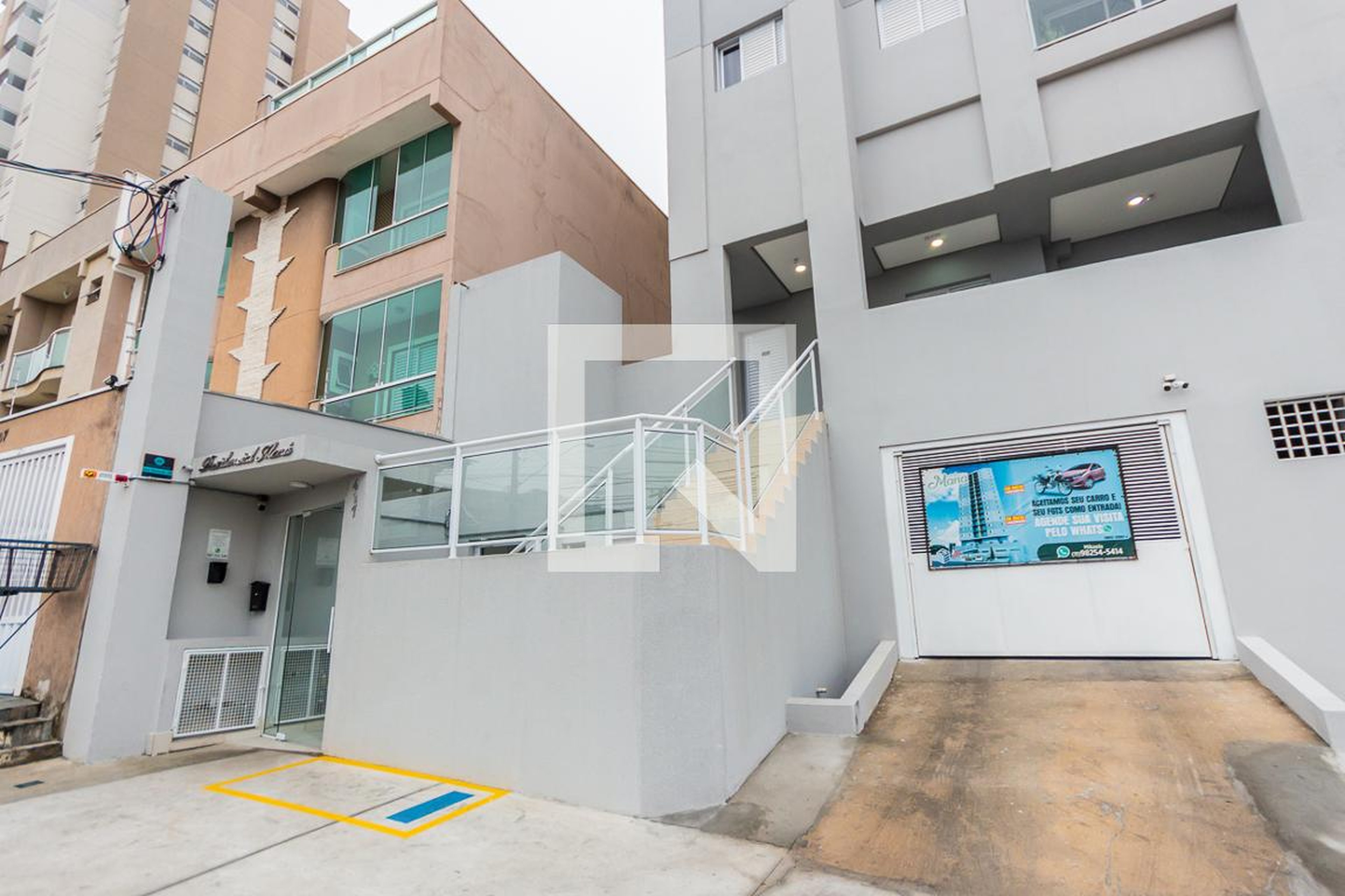 Fachada Condomínio em Rua Andarai, 925