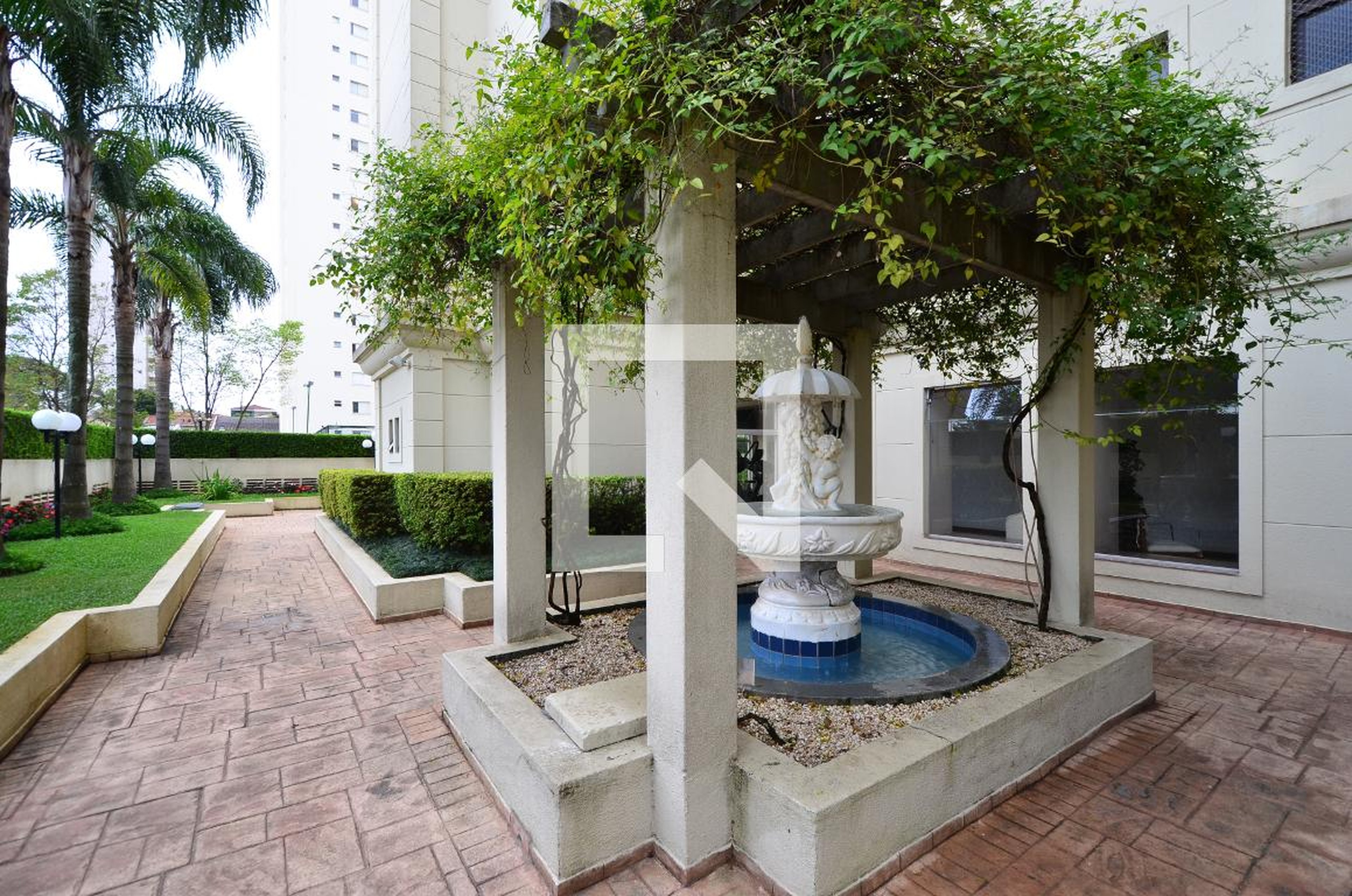 Área Externa - Maison Louvre