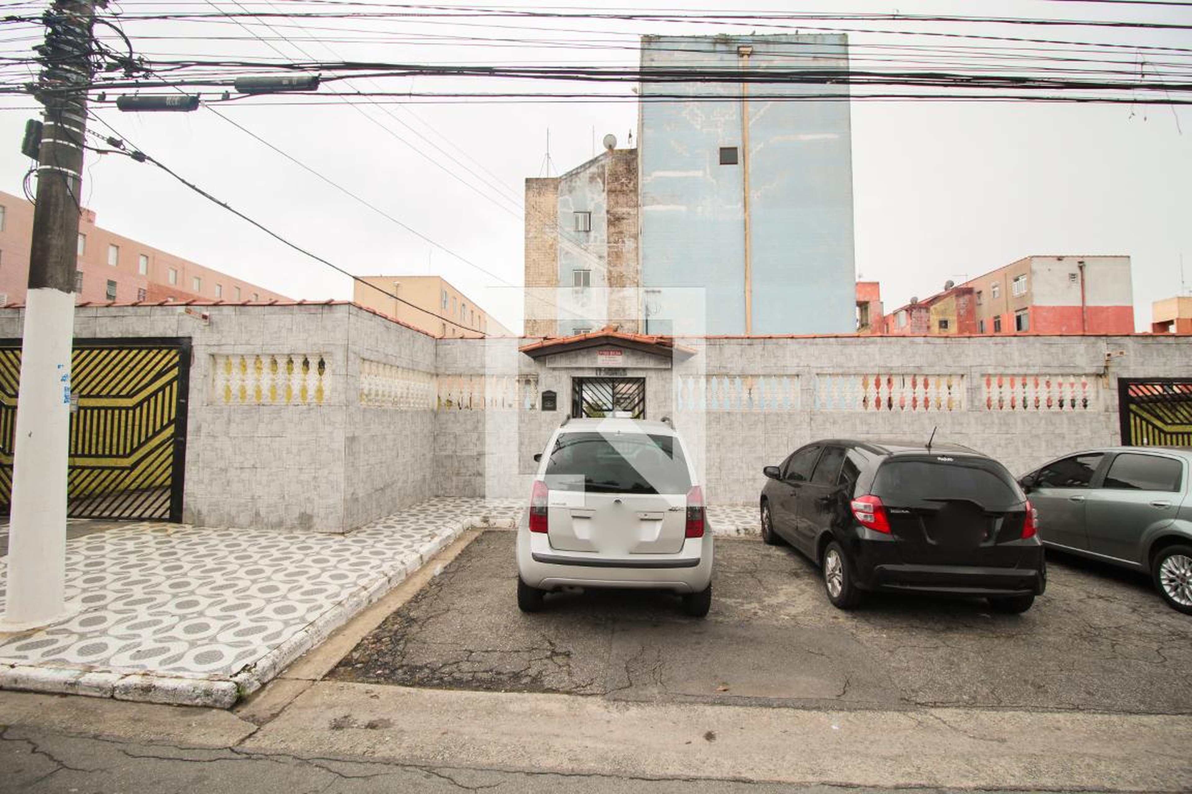 Fachada do Condomínio Condomínio Buritis III