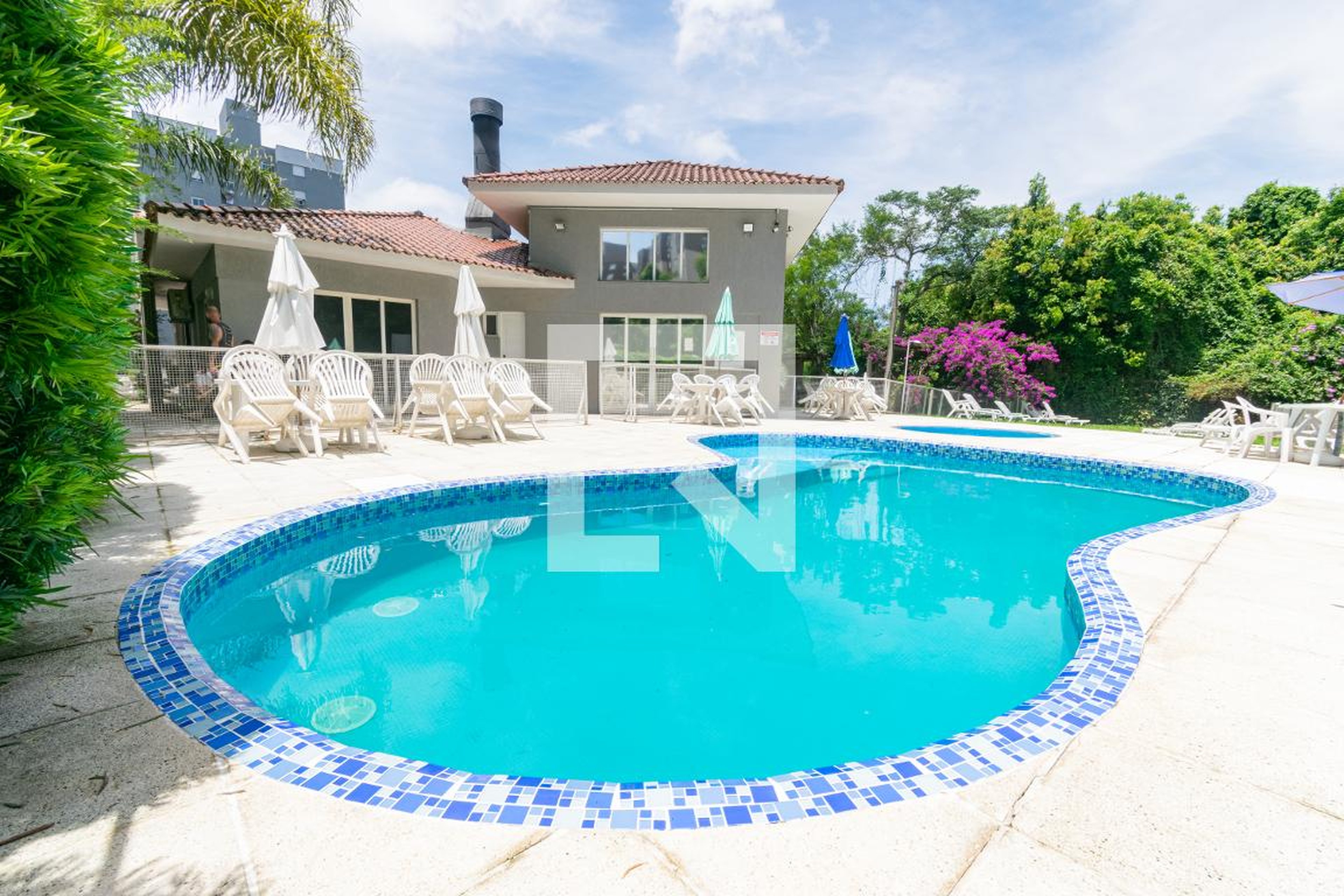 Piscina - Plaza Cristal II