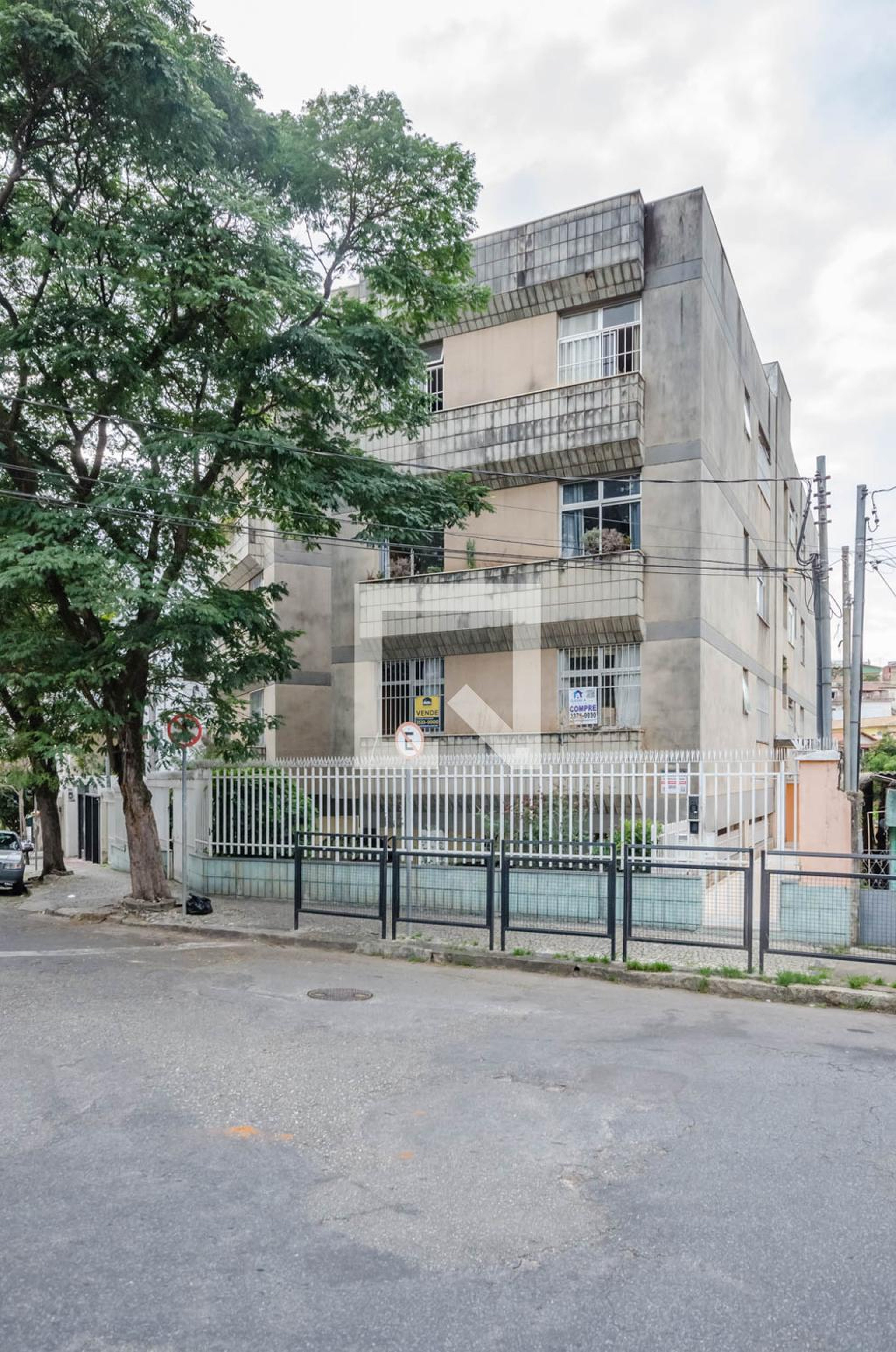 Fachada Condomínio em Rua Cascavel, 15