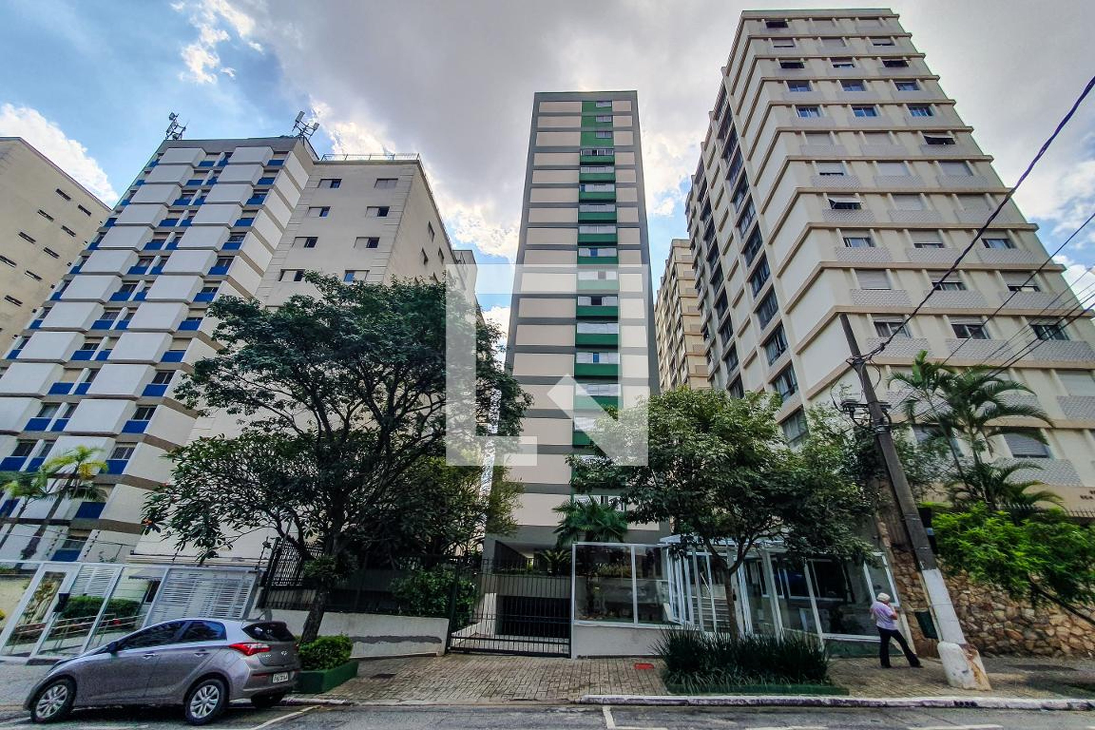 Fachada do Prédio Condomínio Carue