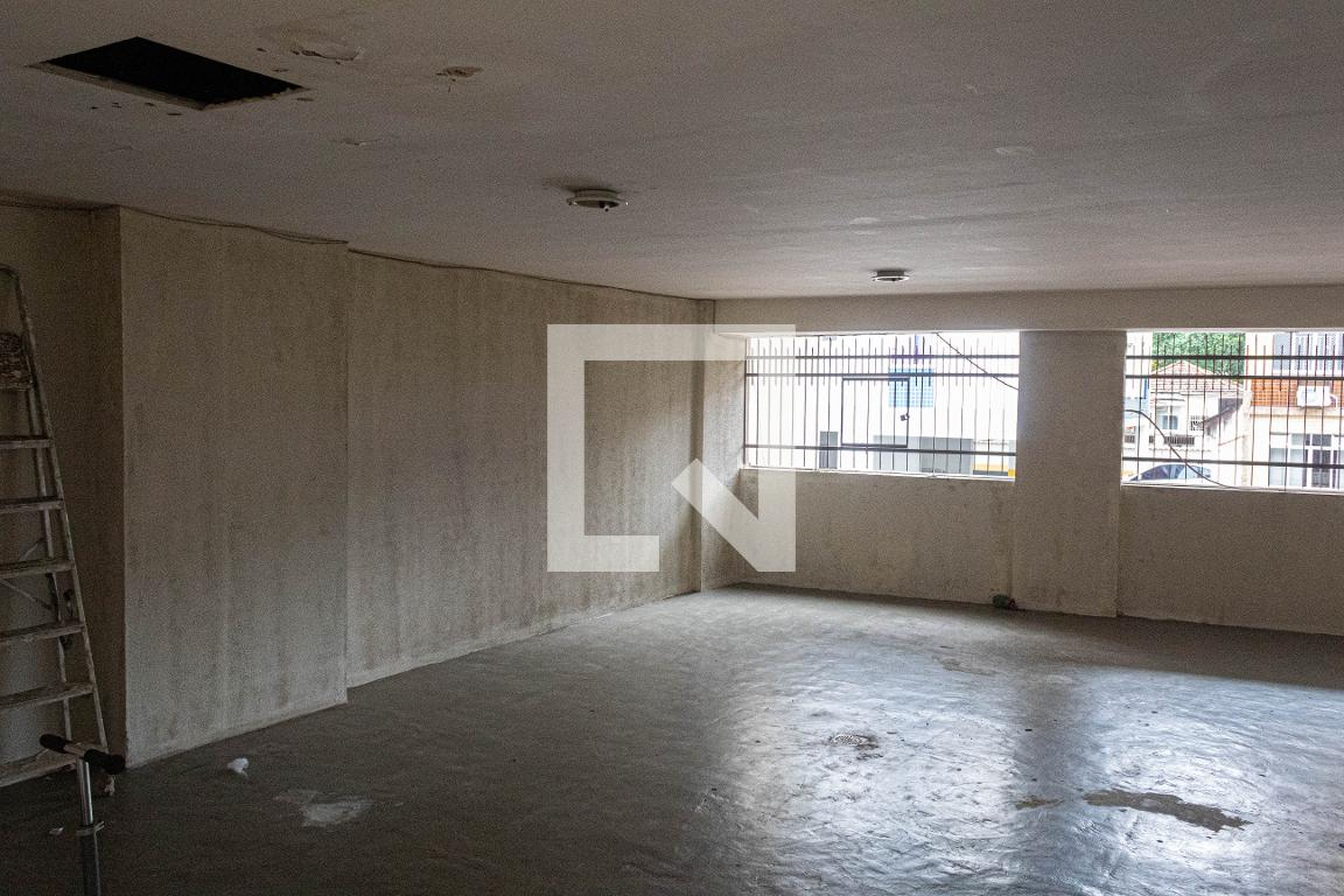 Área Externa Condomínio em Rua Gonçalves Crespo, 51