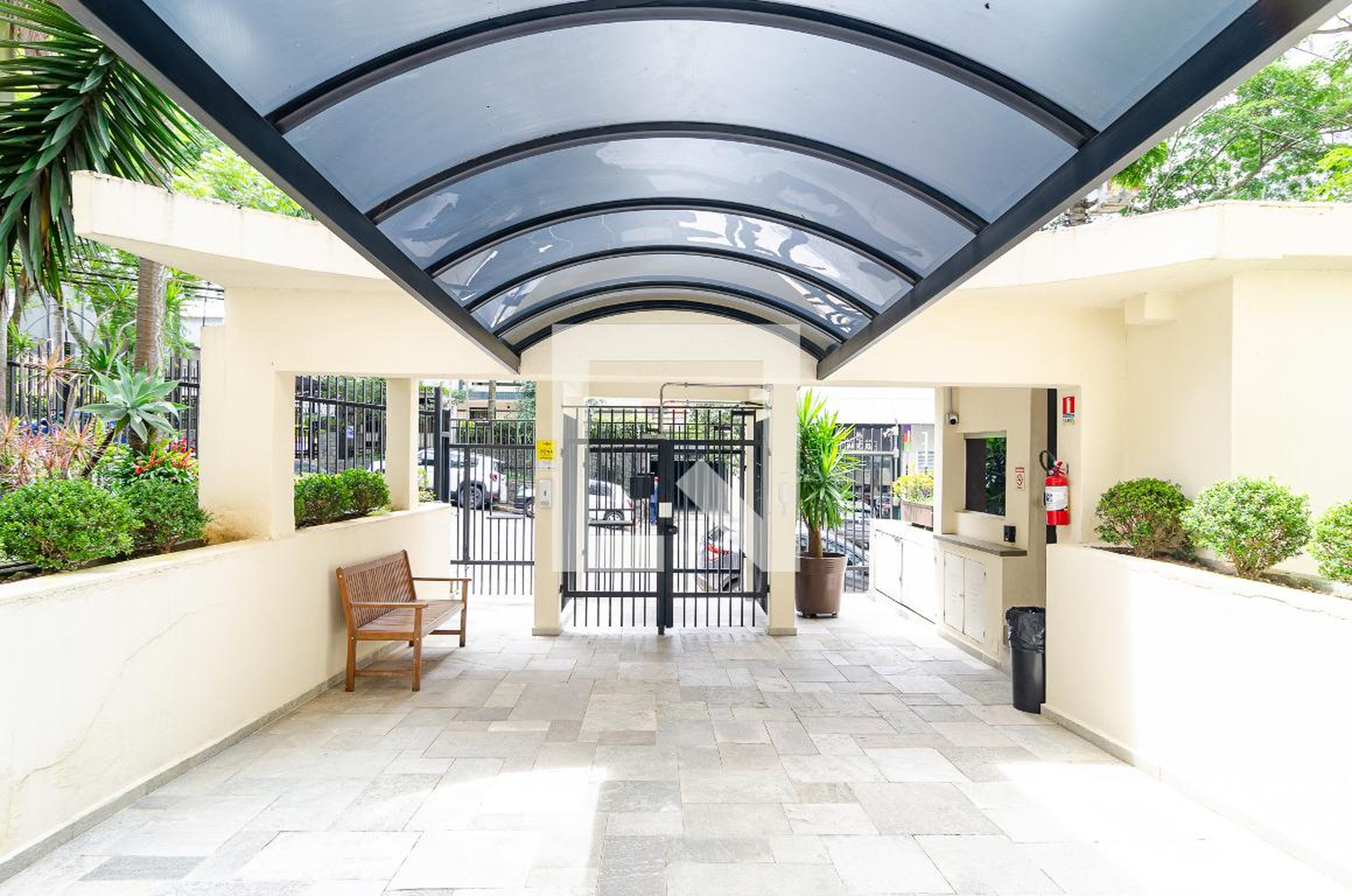 Entrada - Edifício Viviane