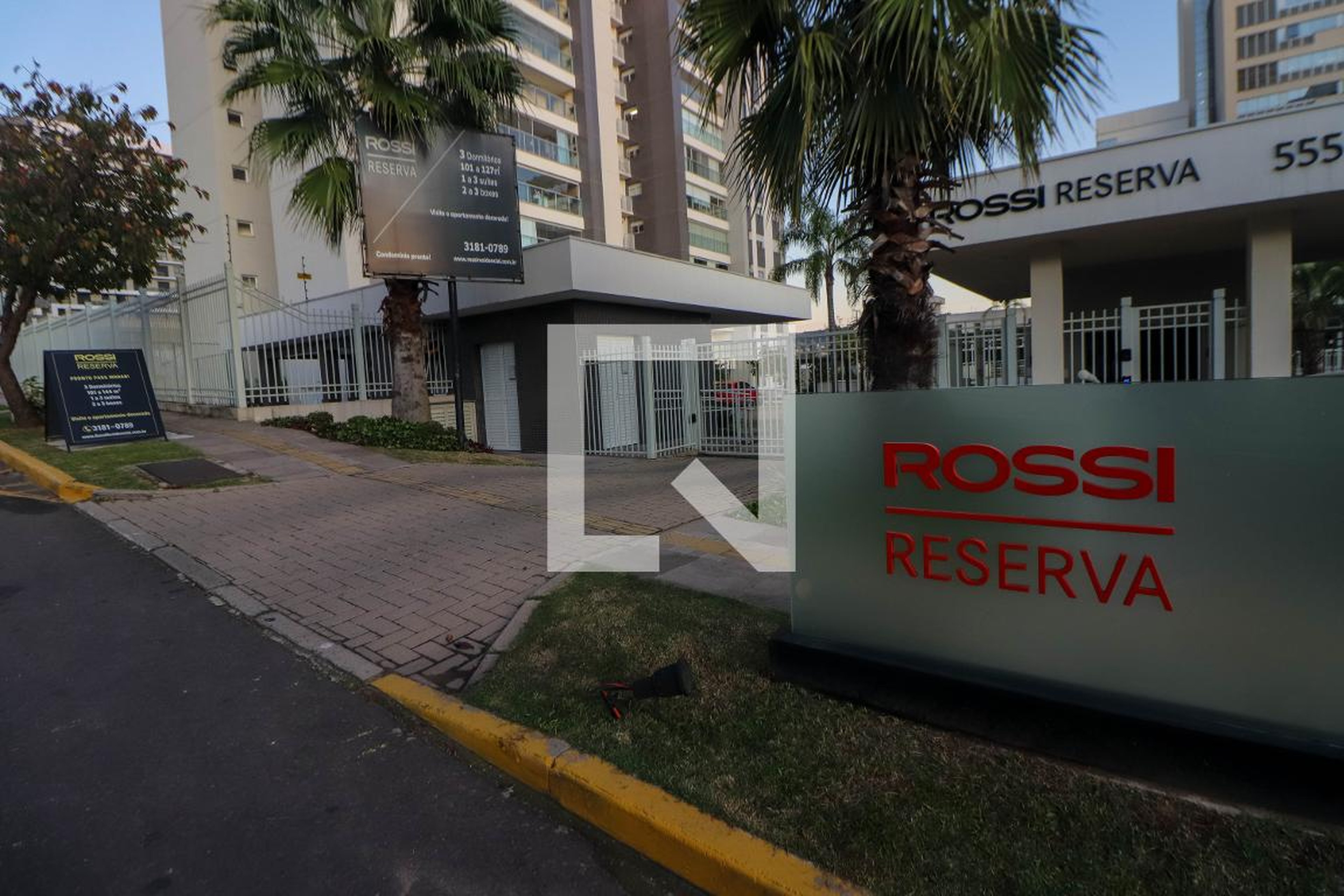 Fachada do Condomínio Condomínio Rossi Reserva