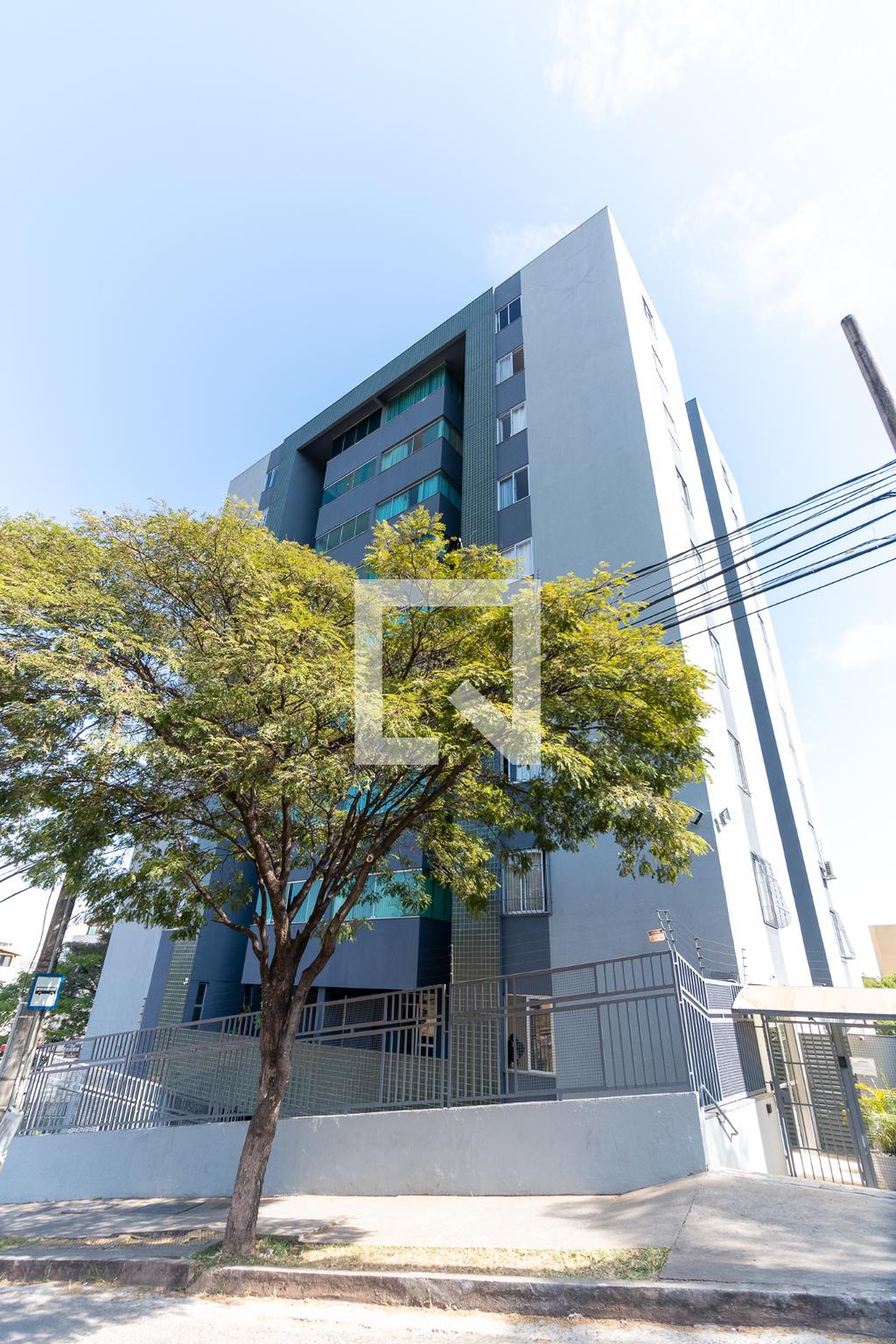 Fachada do Condomínio Edifício Orquídea