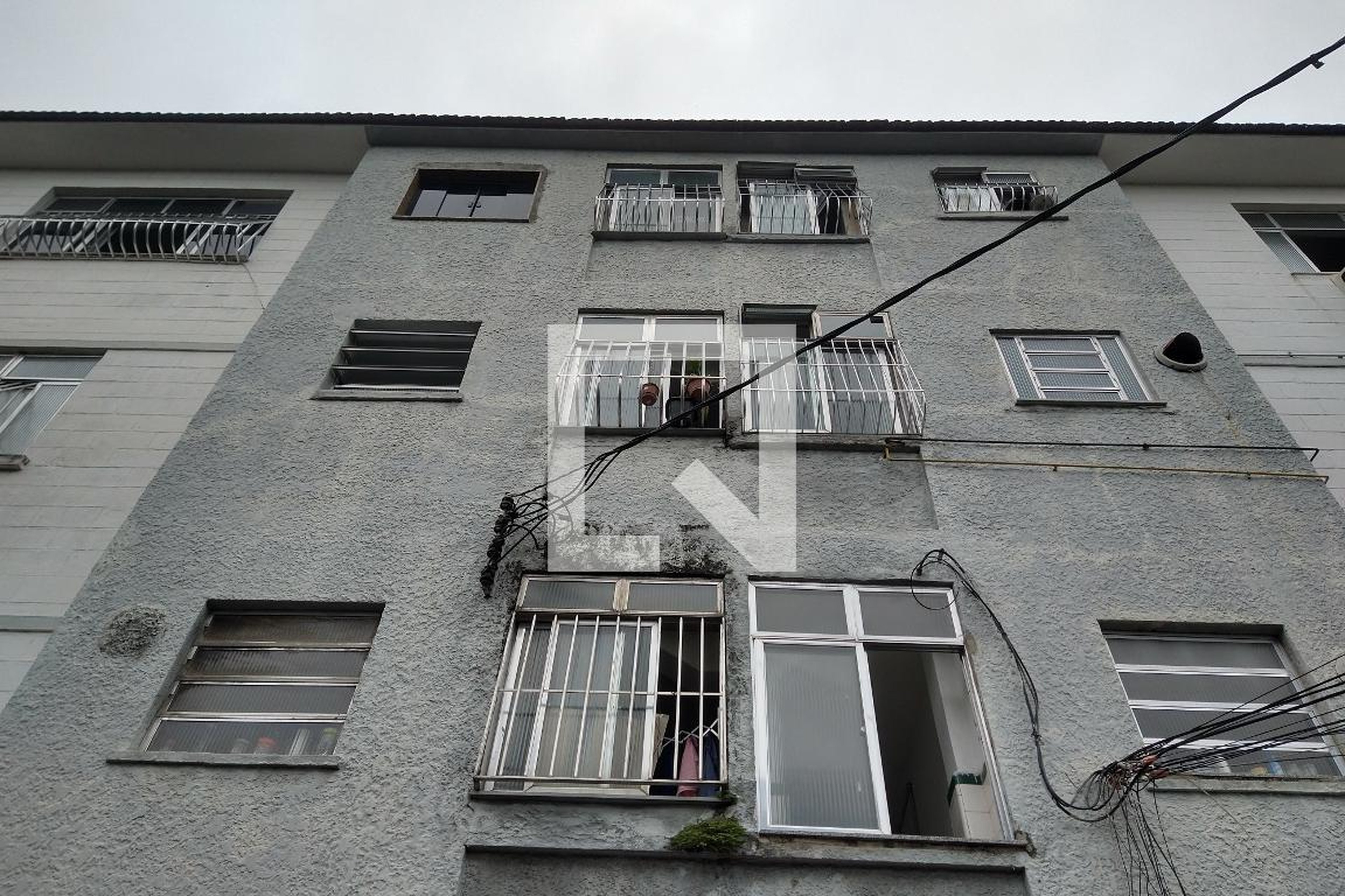 Fachada do Prédio Condomínio em Rua Figueira da Foz, 280