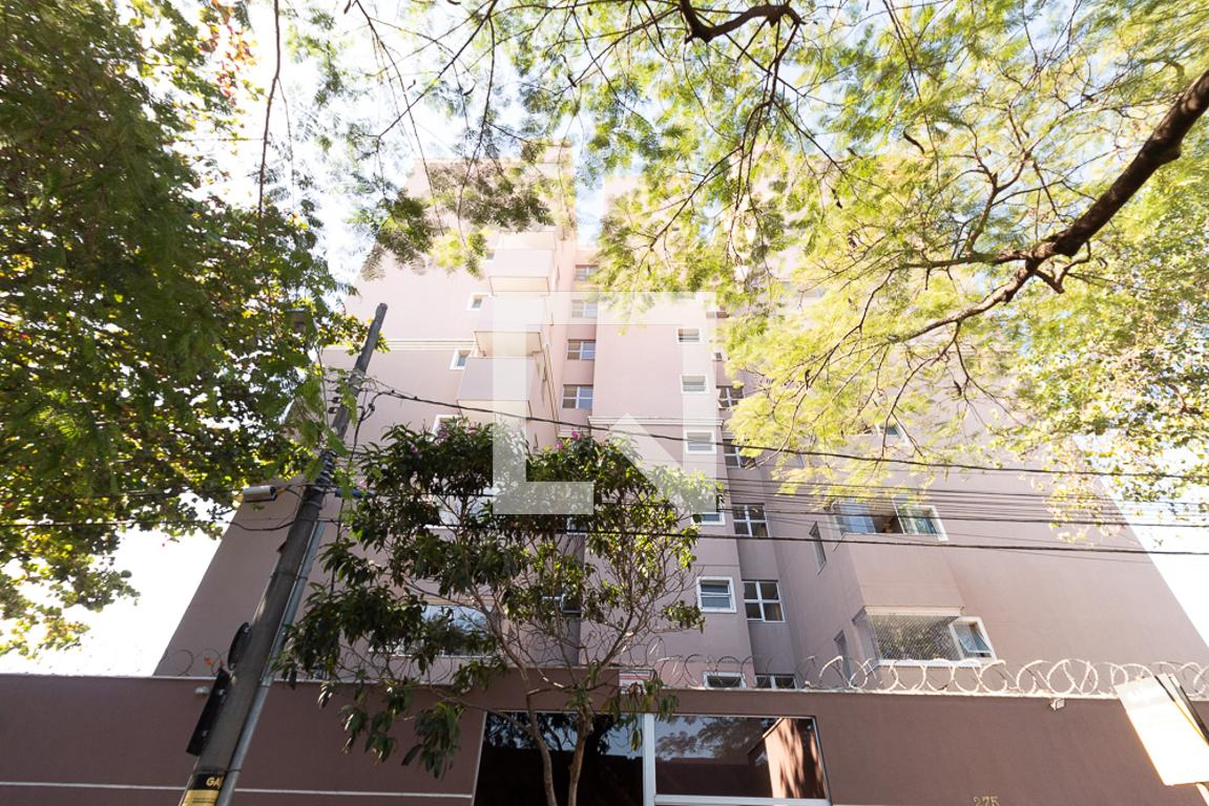 Fachada Condomínio em Rua Antero de Quental, 275