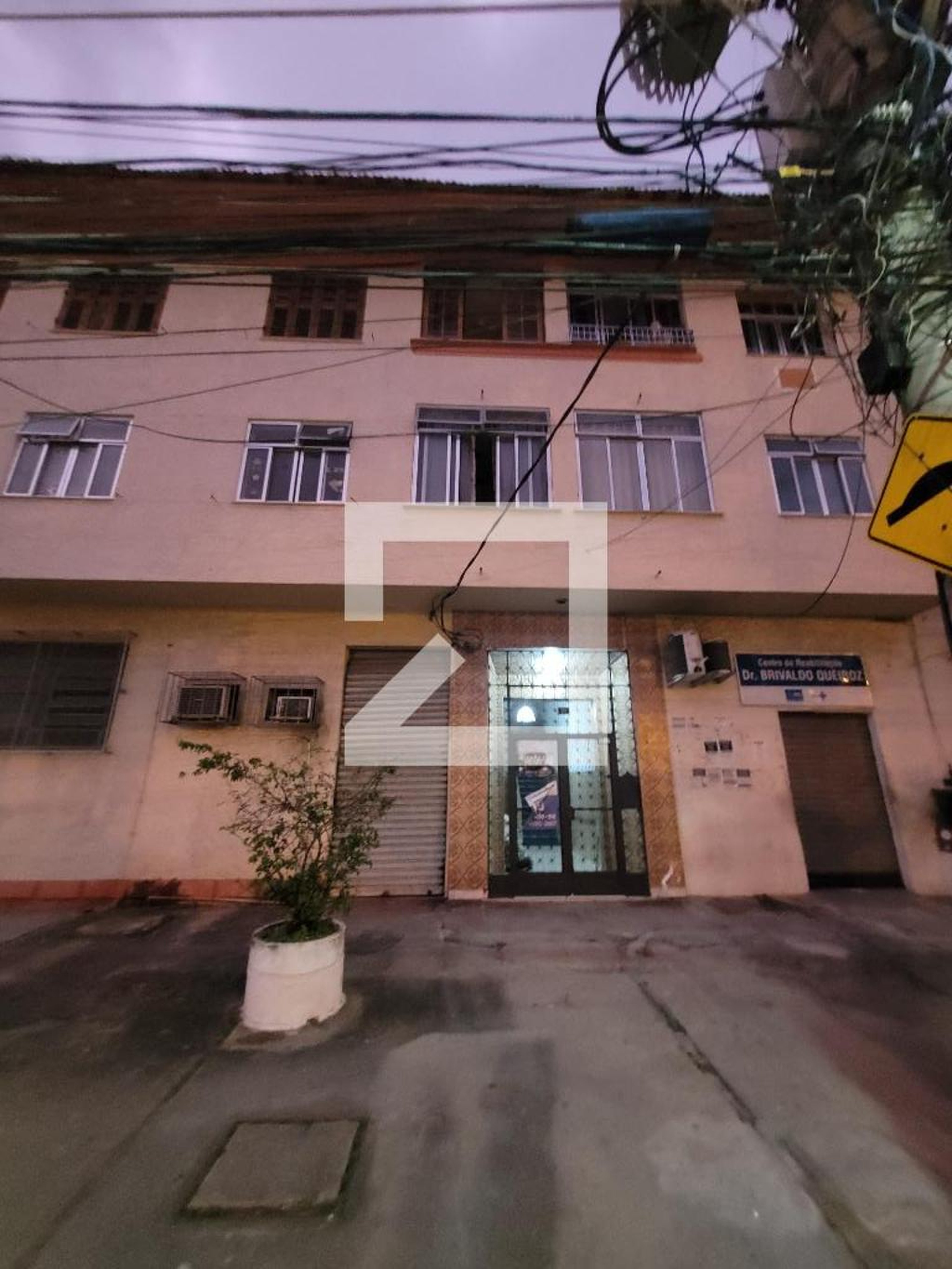 Fachada Condomínio em Rua Joaquim Gomes, 269