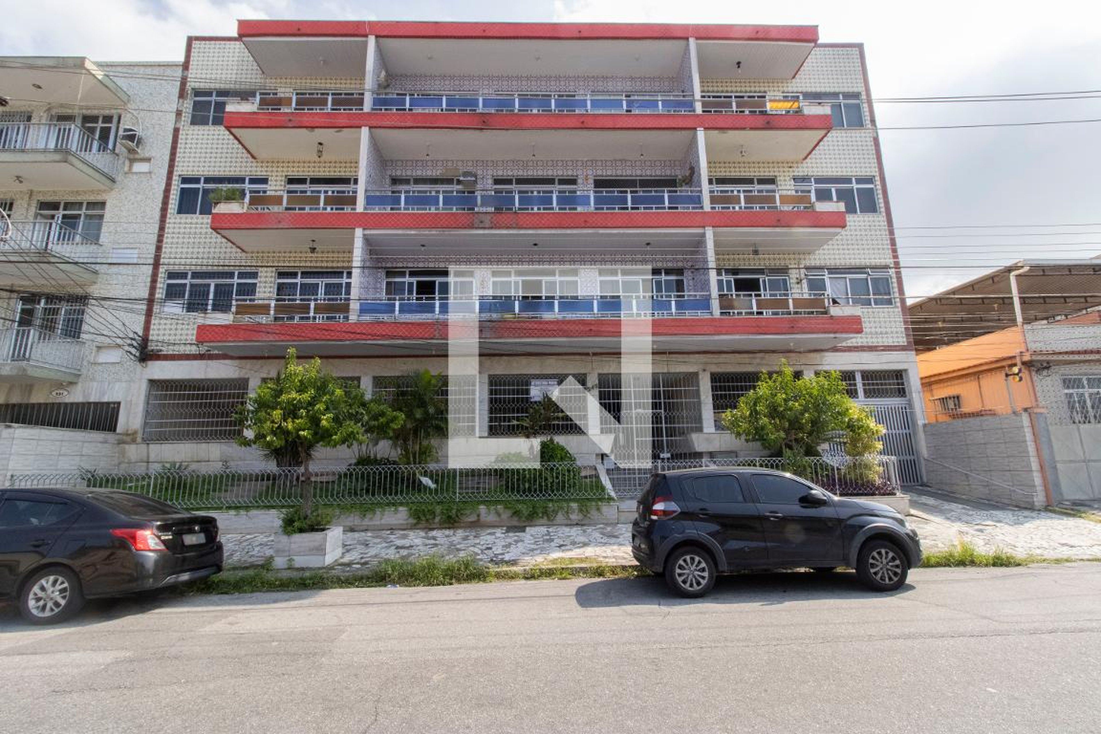 Fachada Condomínio em Rua Conselheiro Paulino, 243