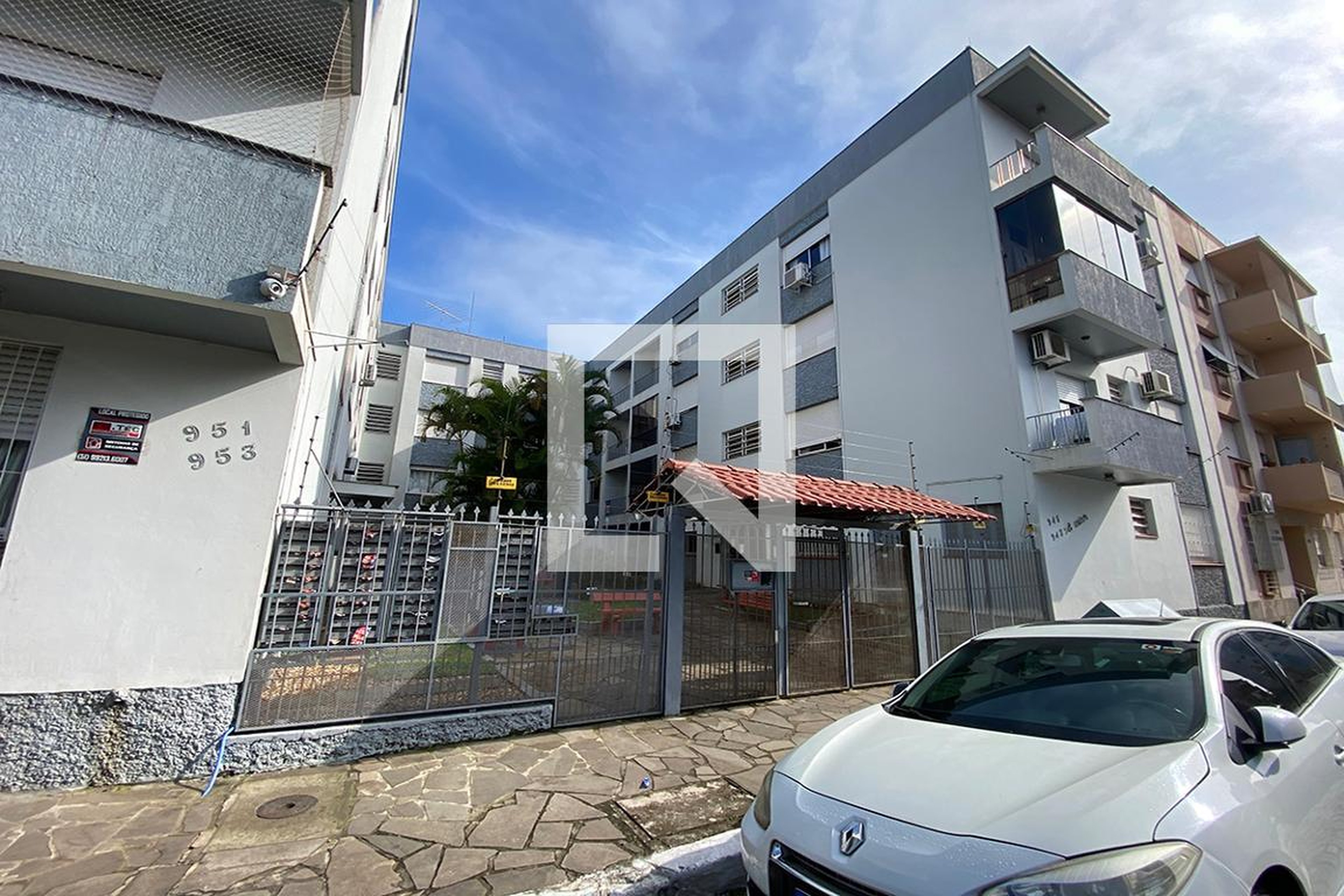 Fachada do Condomínio Edifício Josué