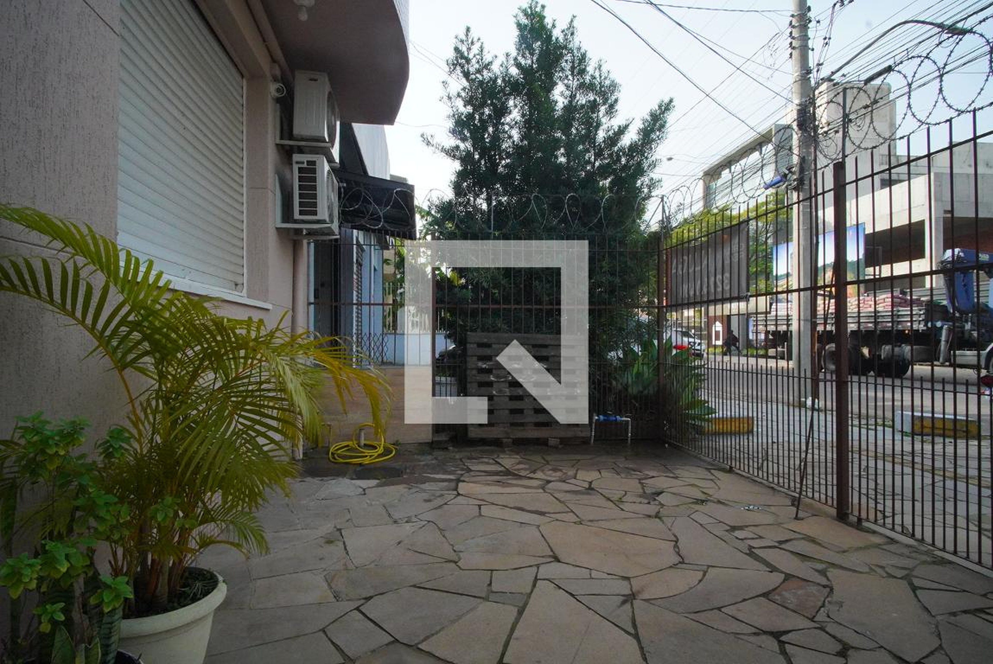 Fachada do Condomínio Edifício Conquista