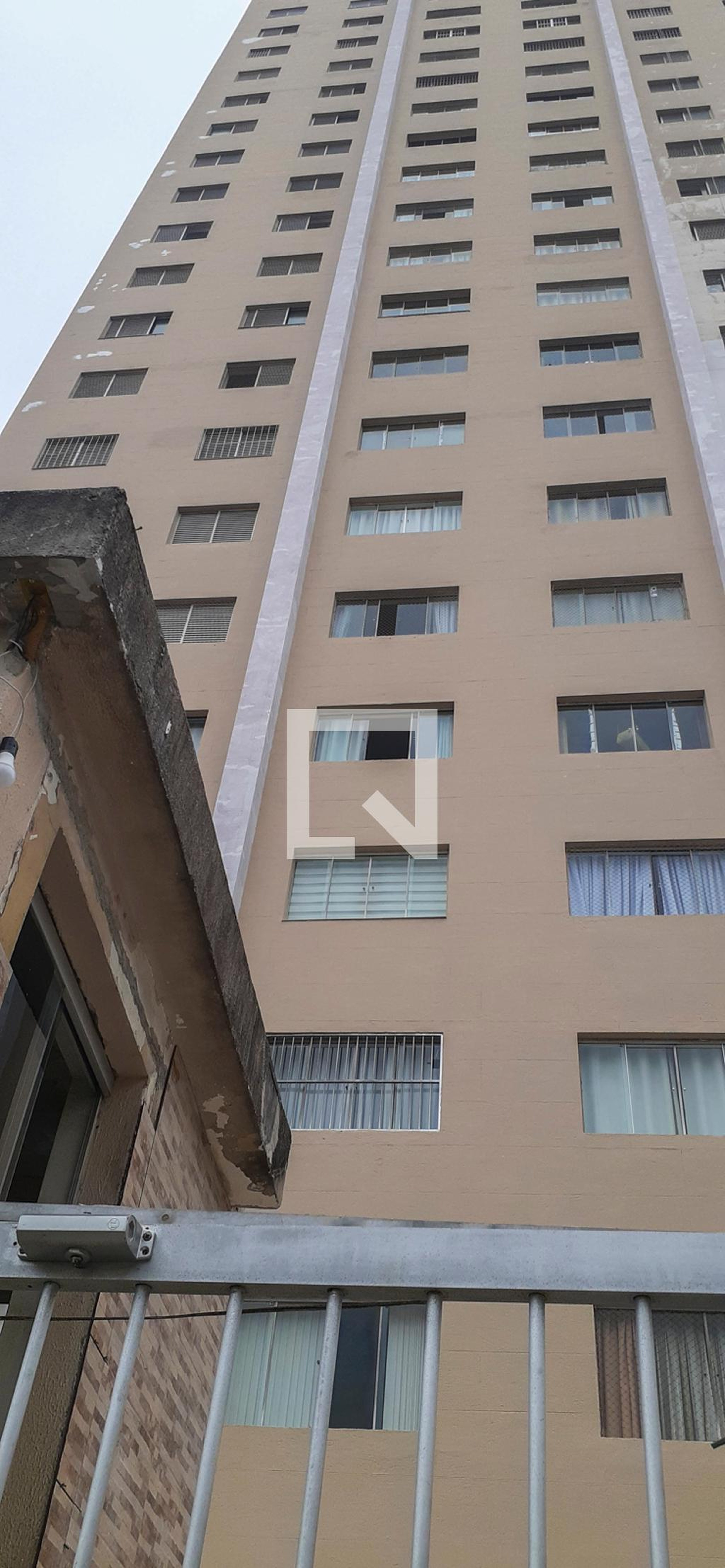 Fachada do Condomínio Condomínio Latina