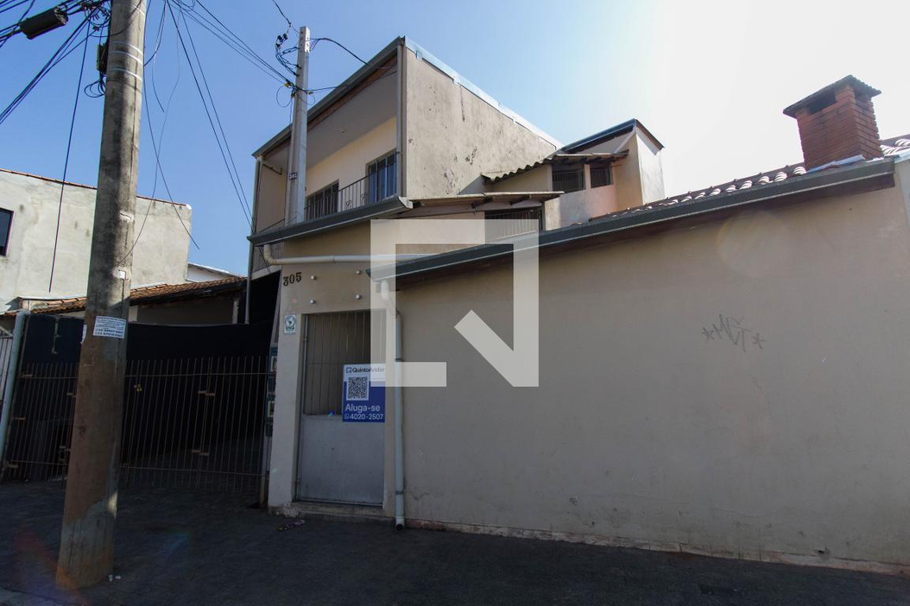 Fachada Condomínio em Rua Professor Paschoal Visconti, 305