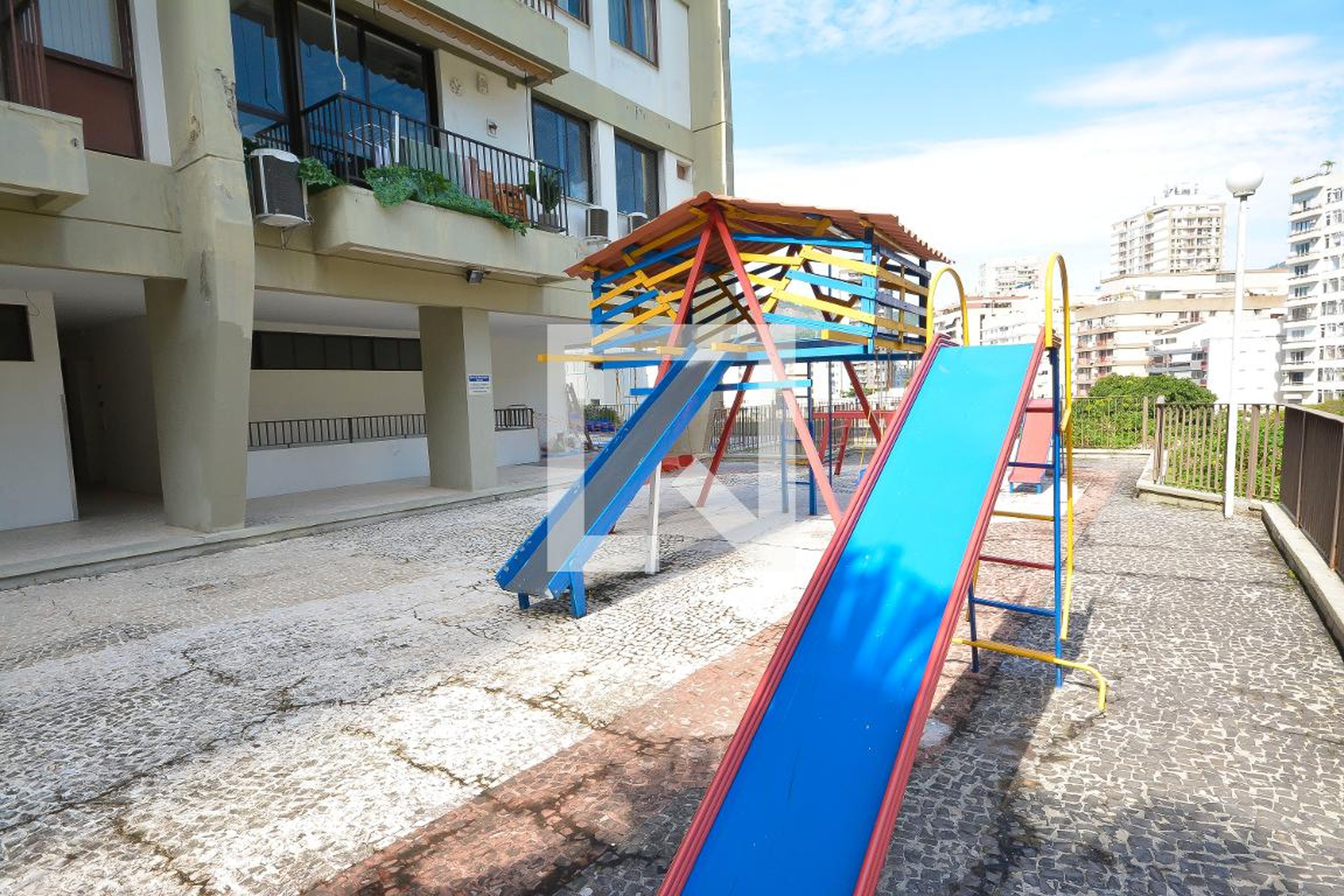 Playground - Edificio Sao Joao Del Rey