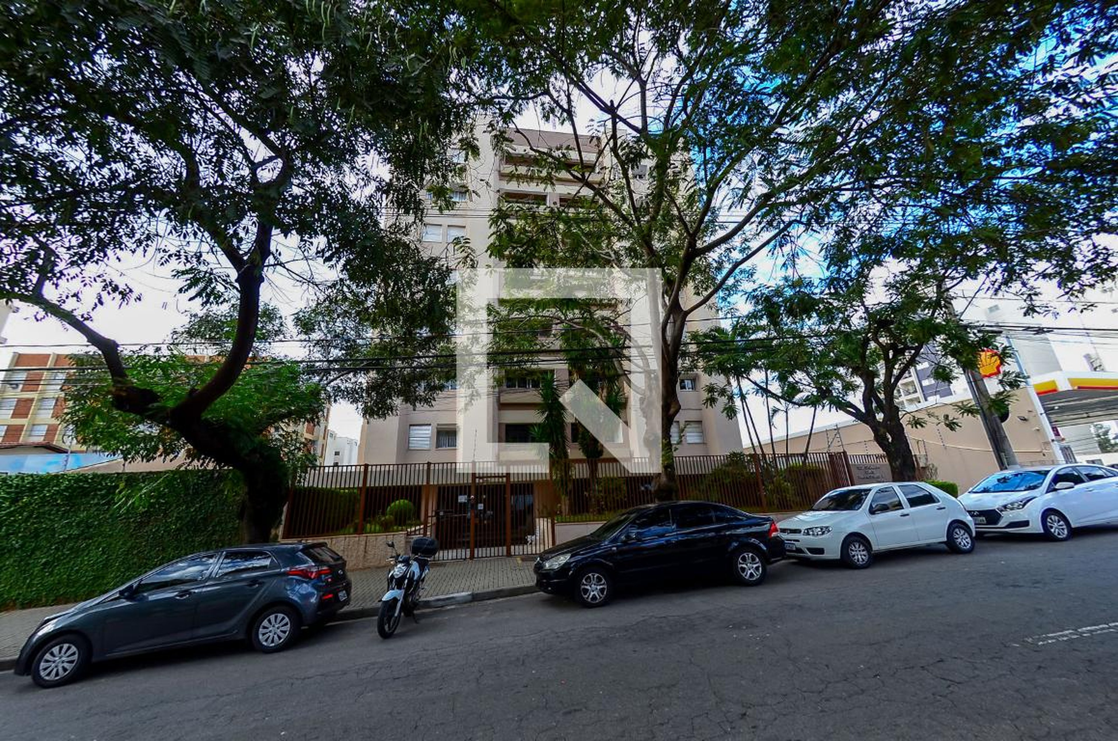 Fachada Condomínio em Avenida José Bonifácio, 1999