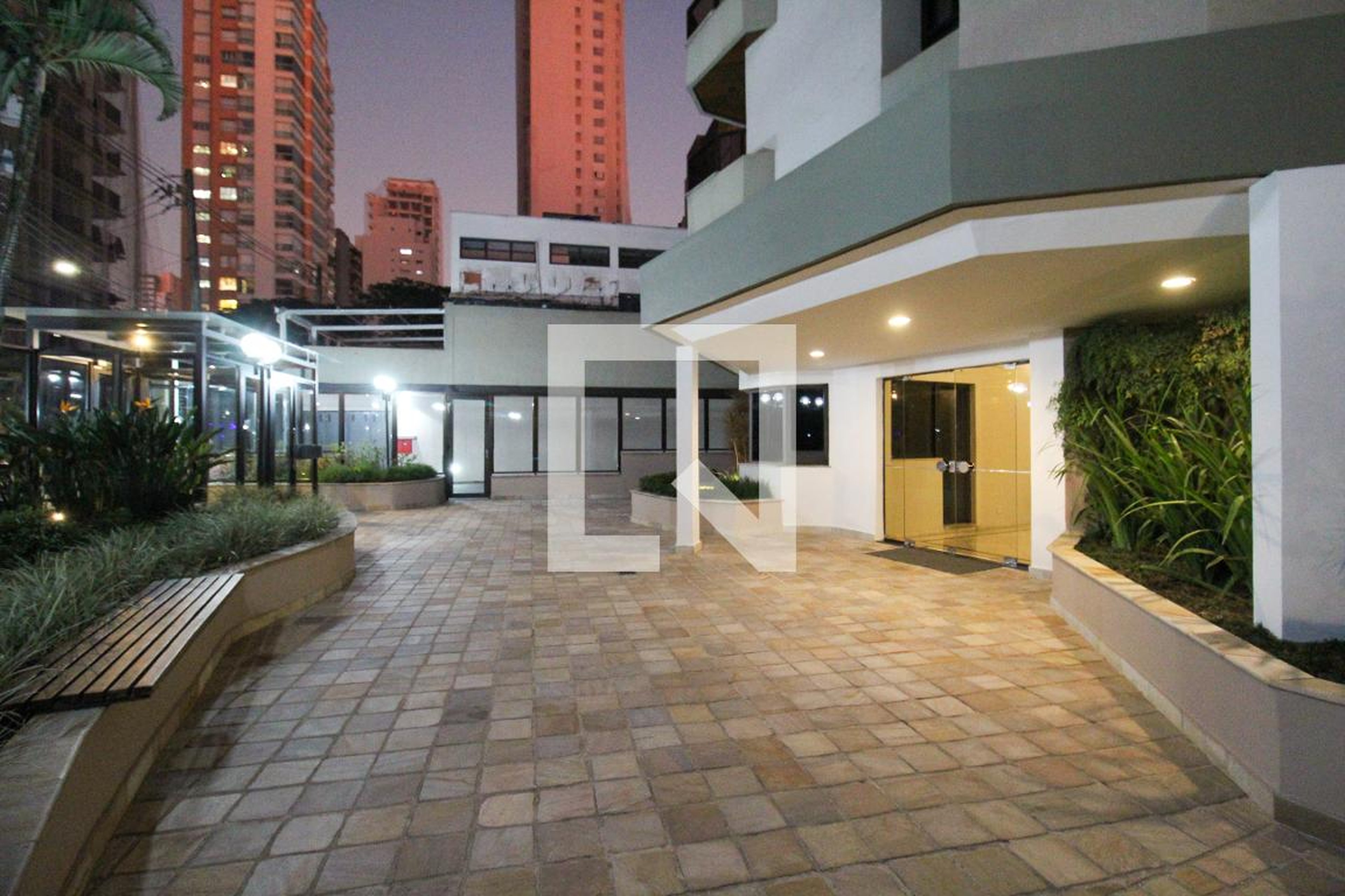 Entrada - Palácio Bourbom