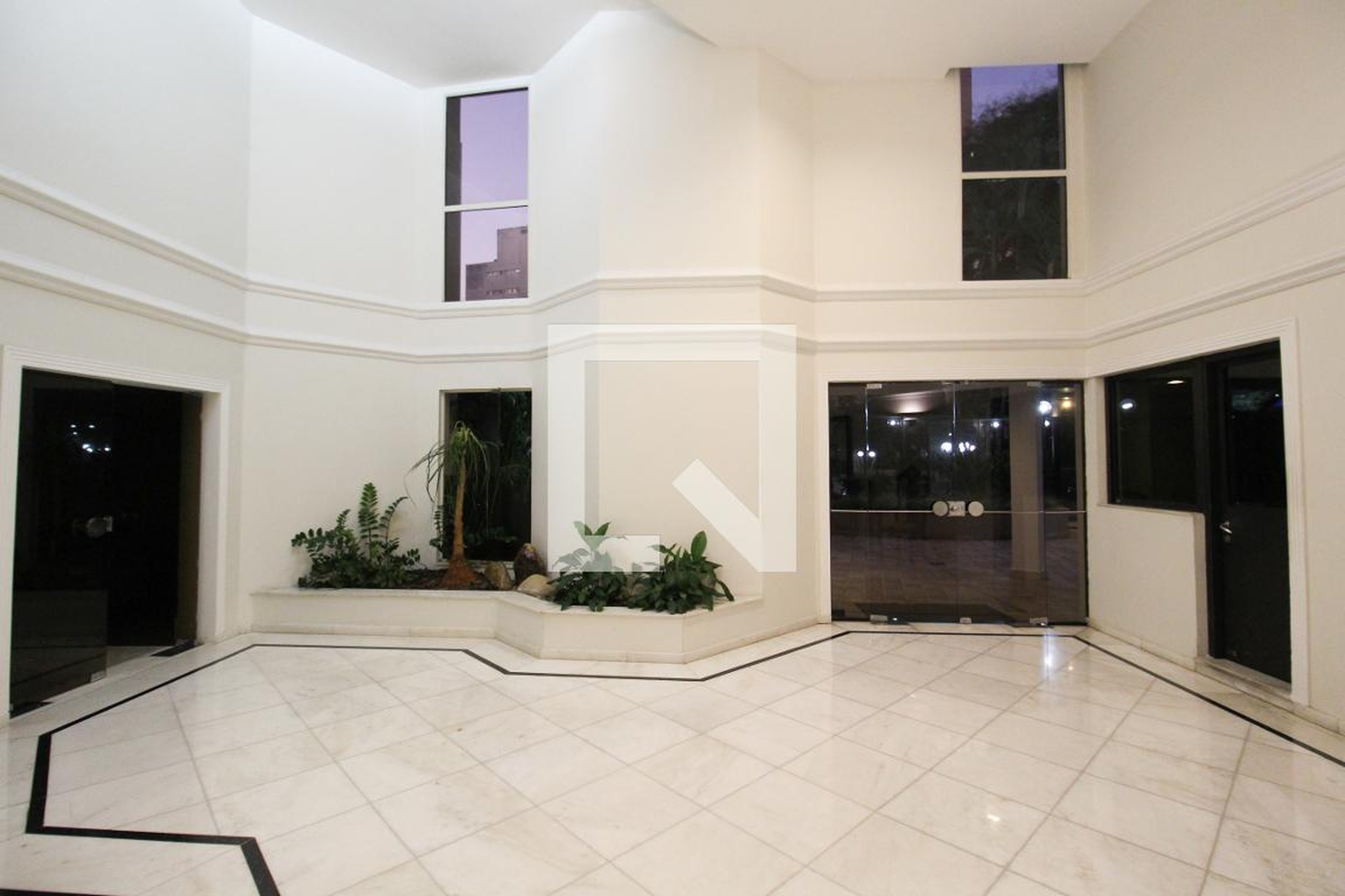 Hall - Palácio Bourbom