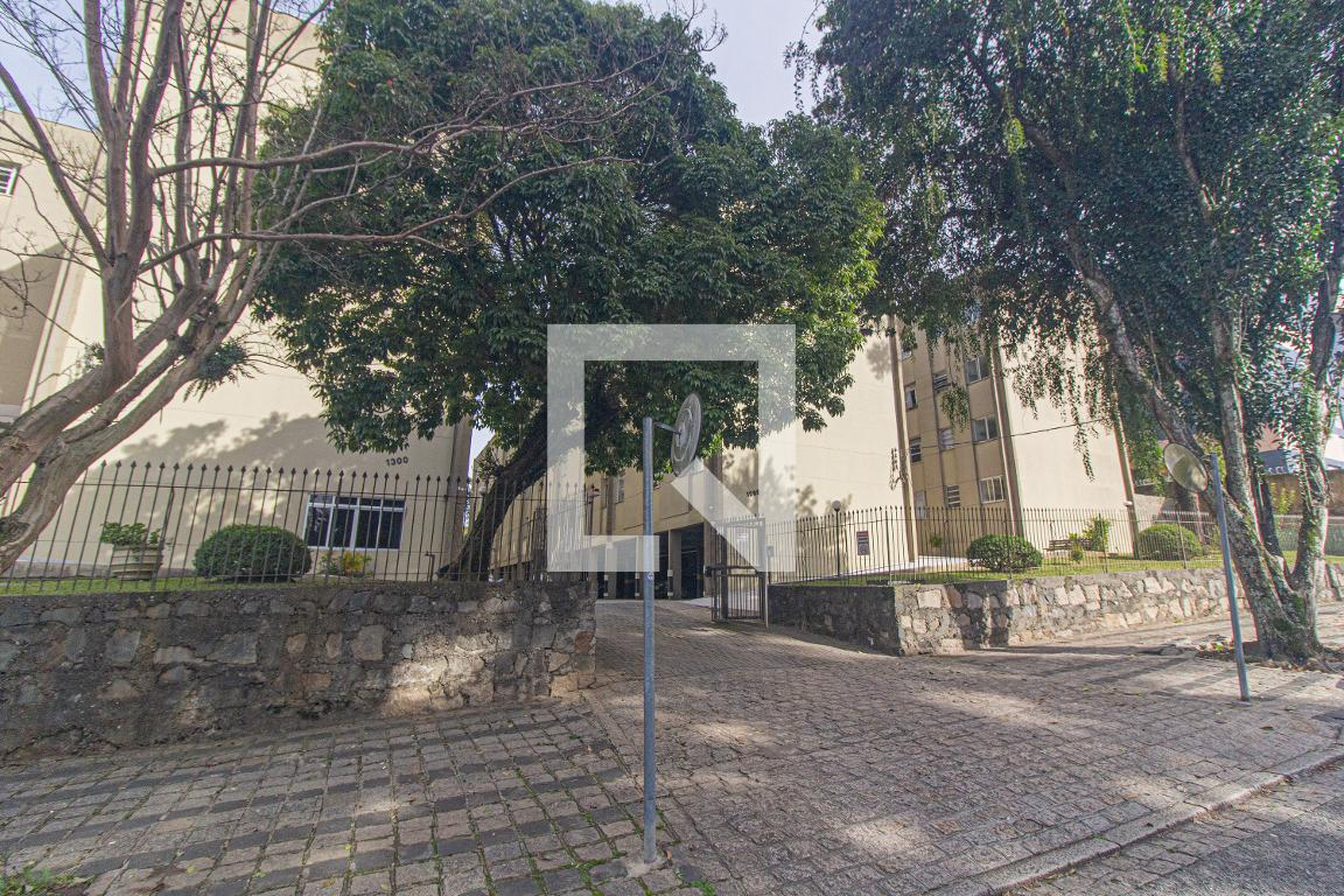 Fachada do Condomínio Condomínio em Rua Padre Anchieta, 1280