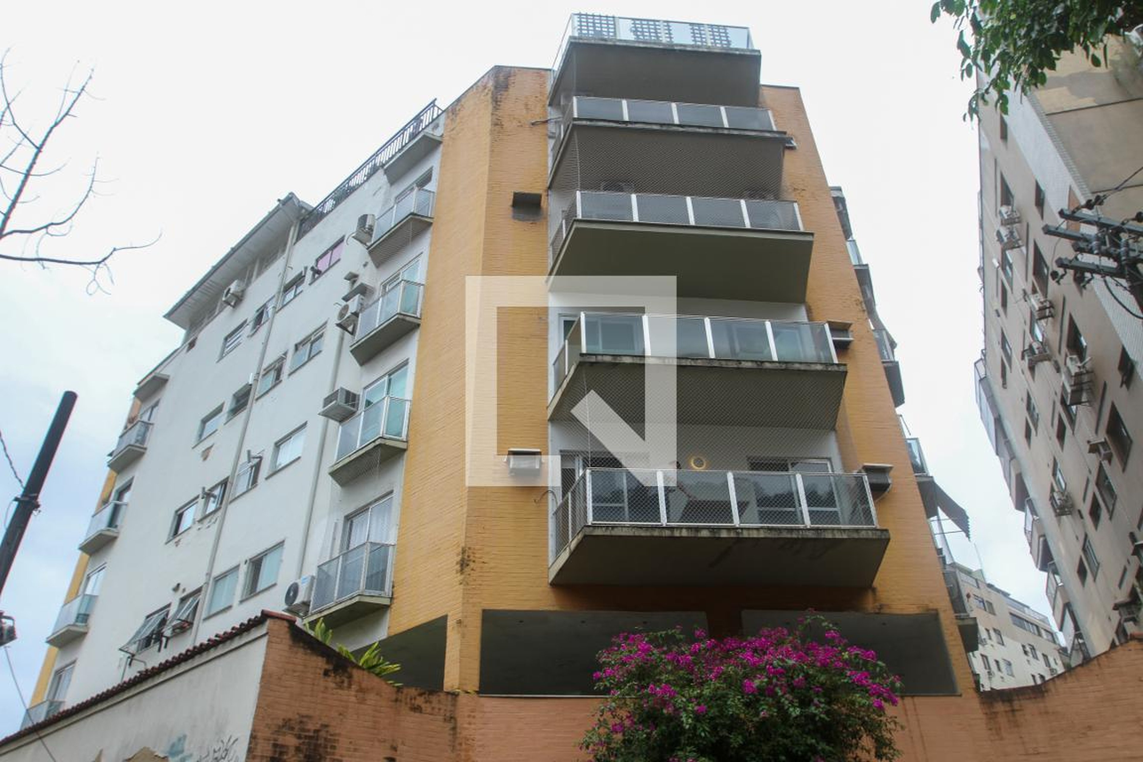 Fachada do Prédio Edifício Jardim das Acácias