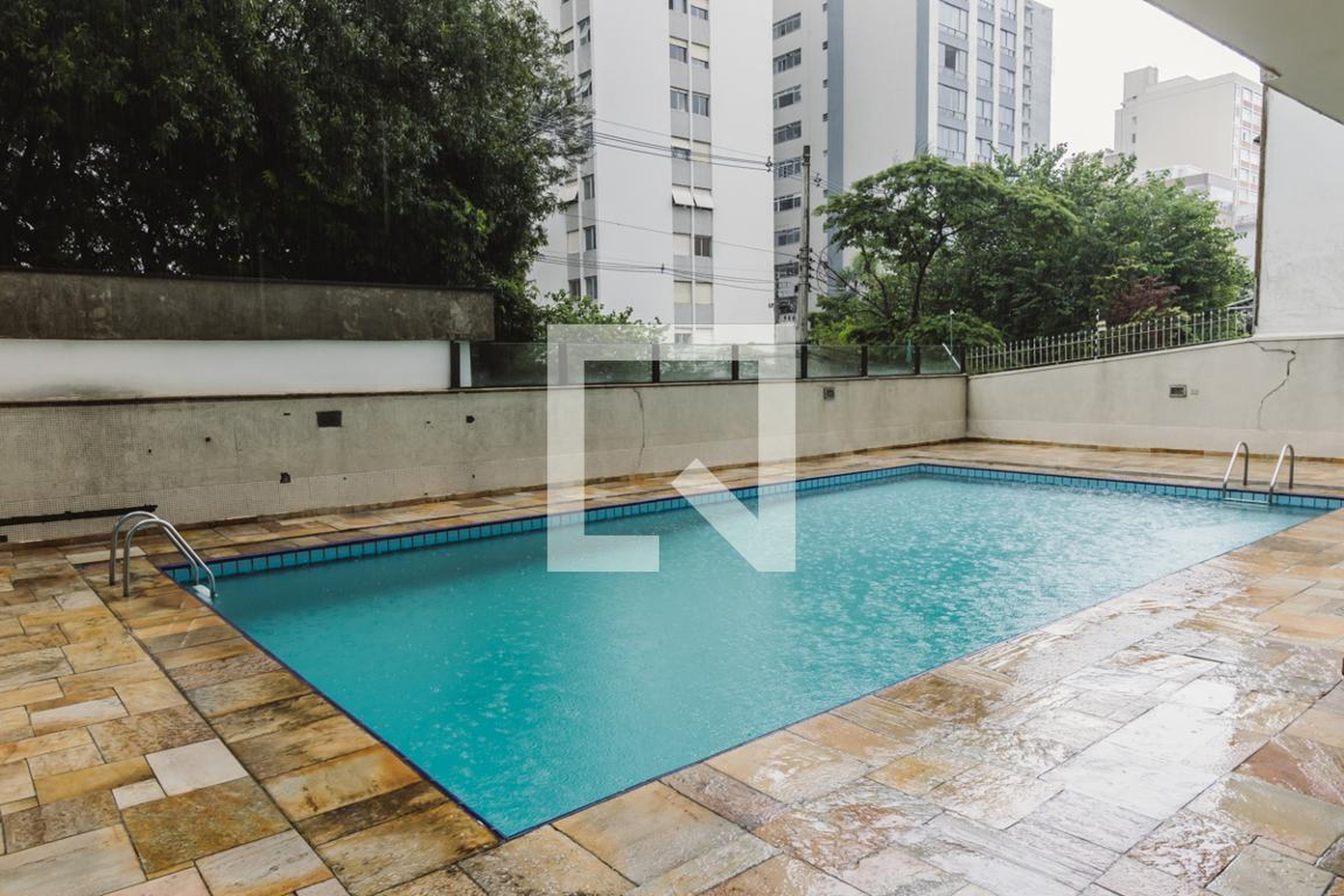 Piscina - Edificios Dr Rubens V de Brito e Dona Elza S de Brito