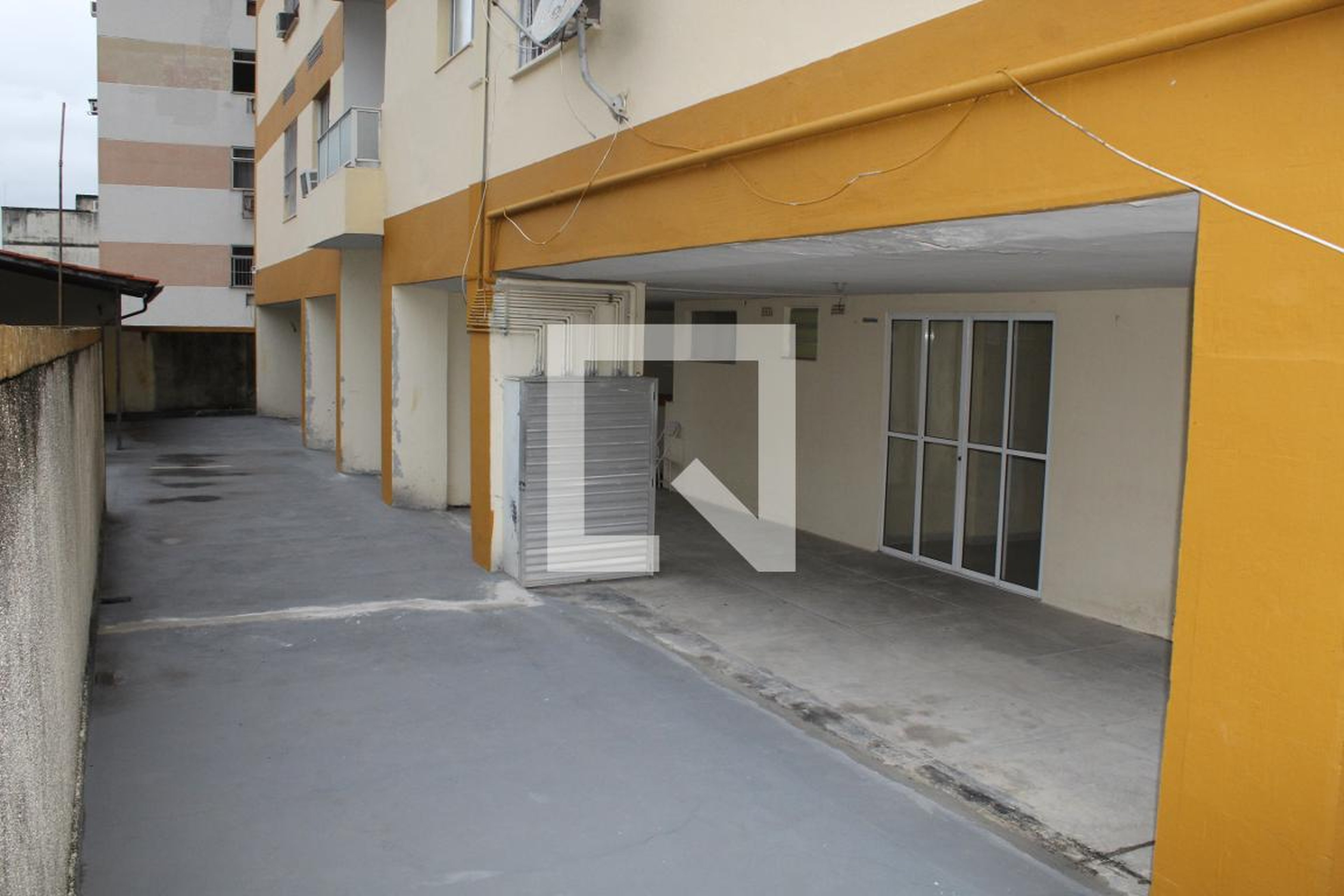 Playground - Glória Maria