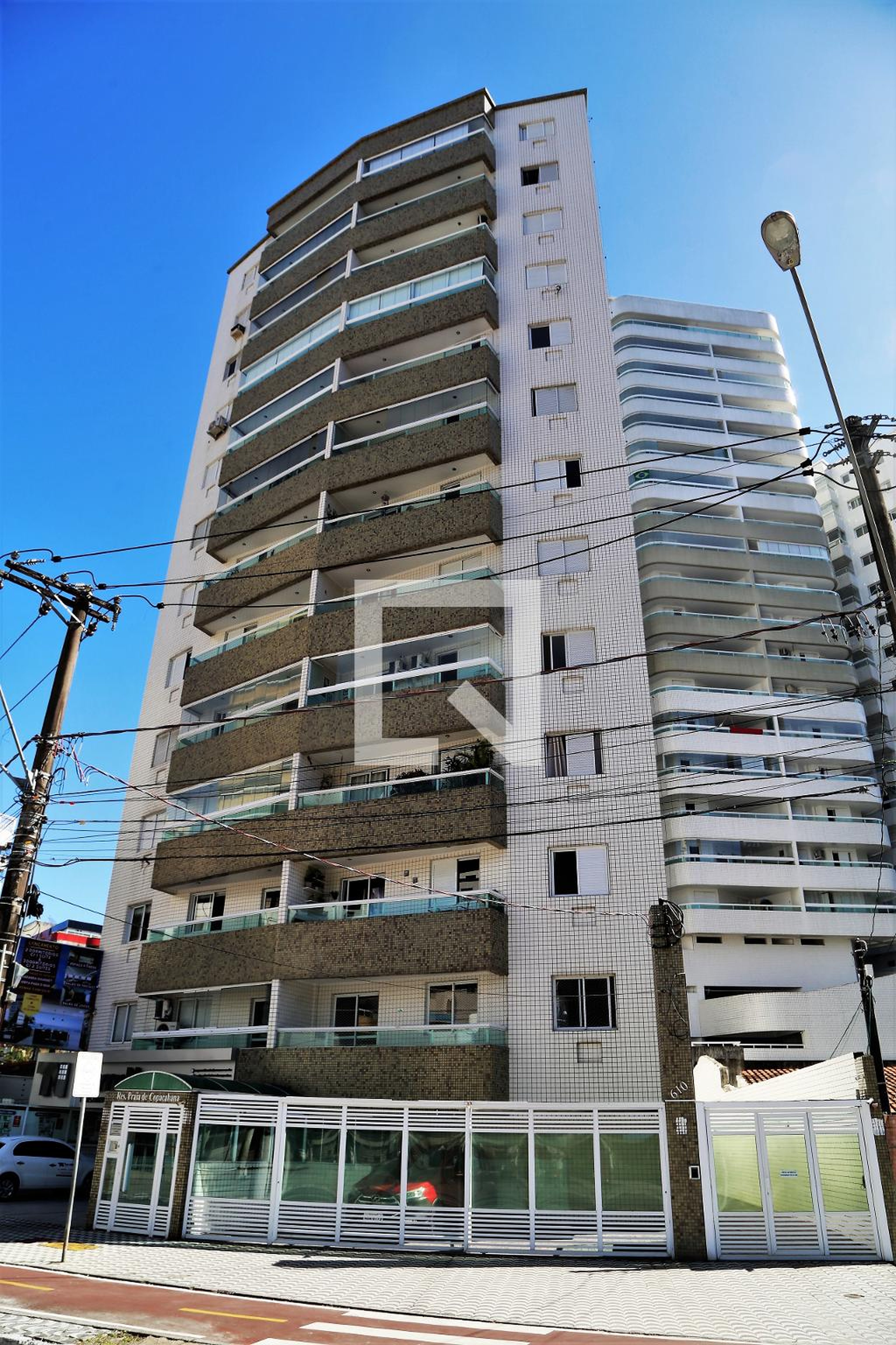 Fachada Condomínio Res. Praia de Copacabana