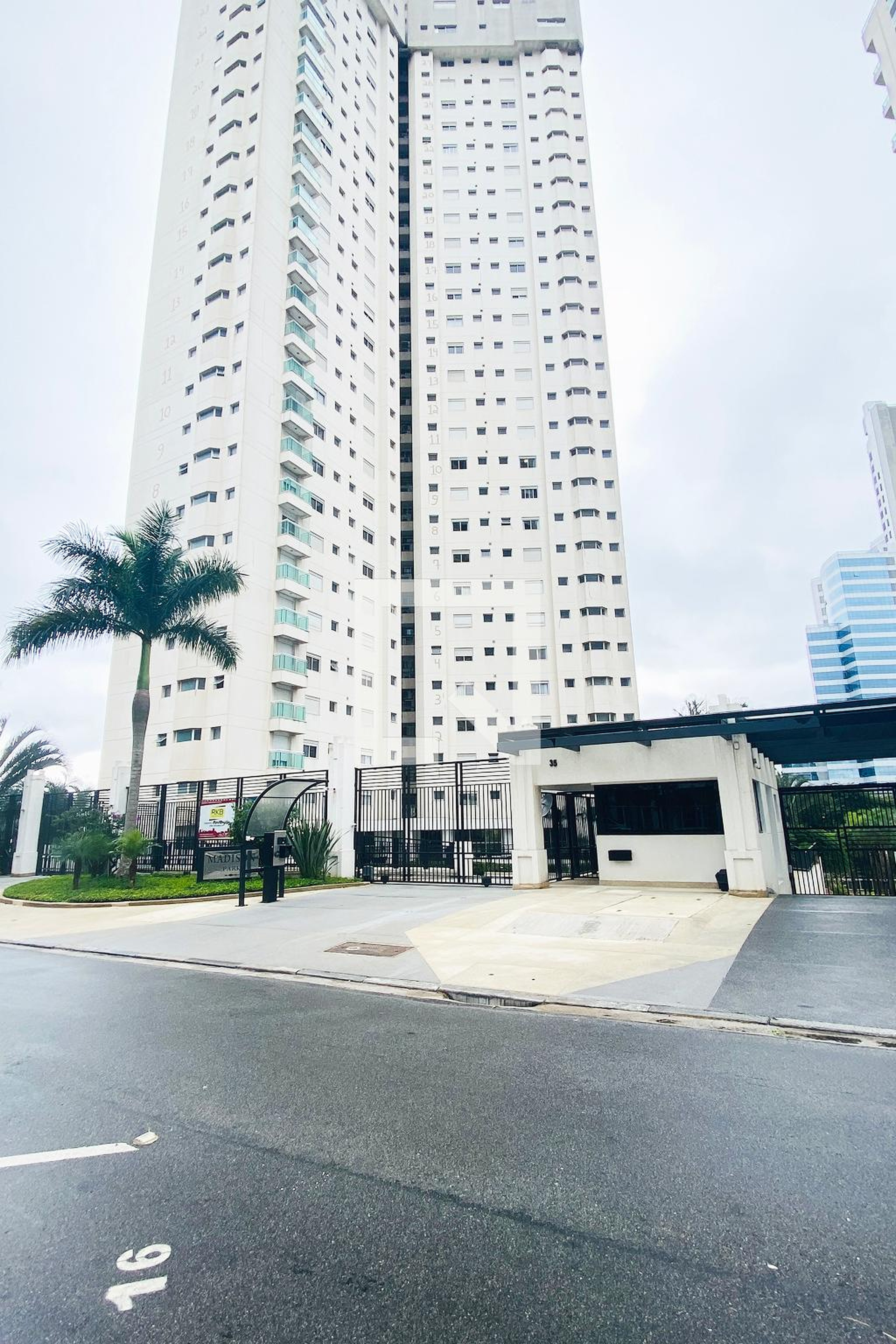 Fachada do Prédio Condomínio Madison Park