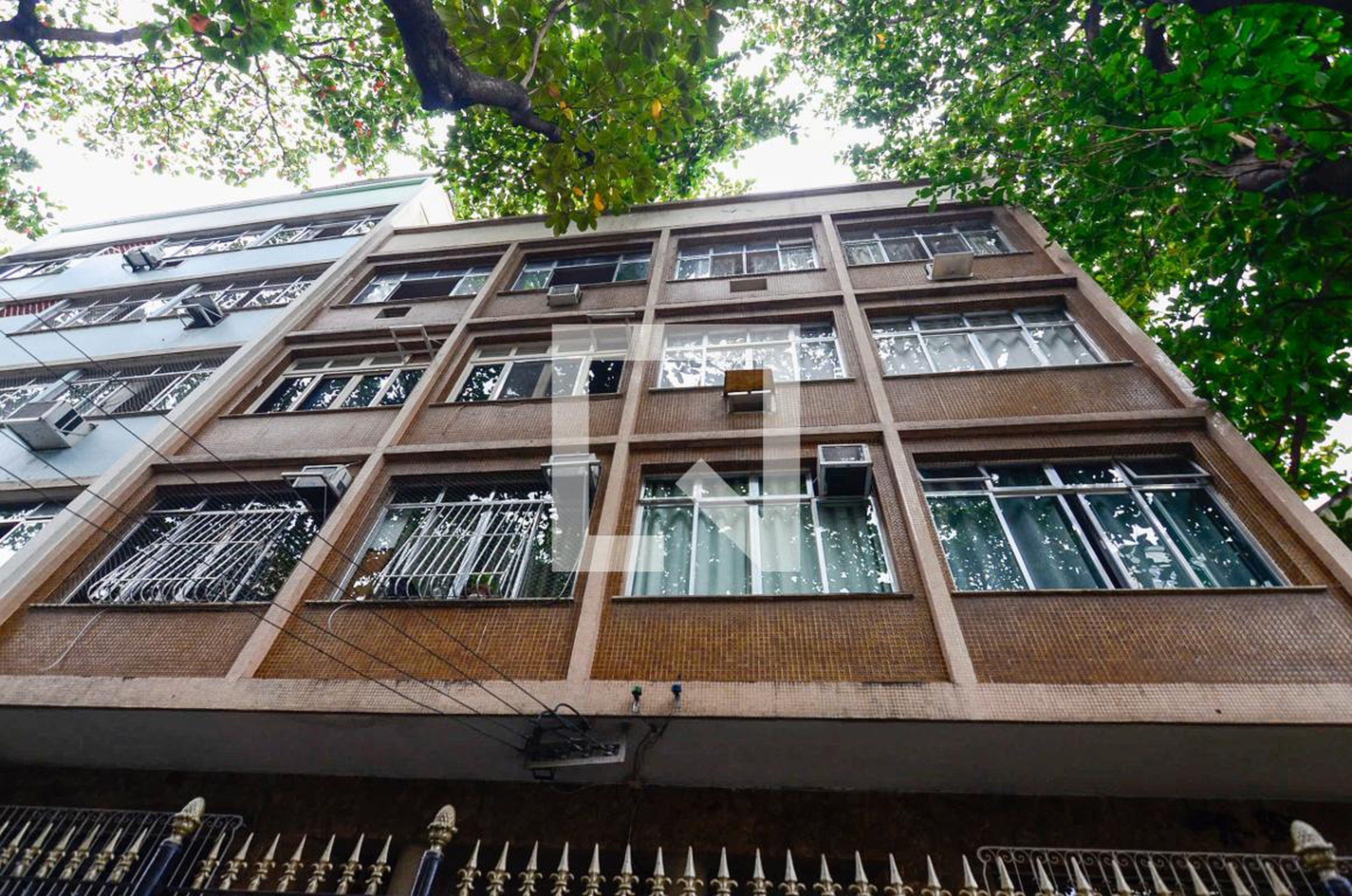 Fachada Condomínio em Rua Silva Teles, 30