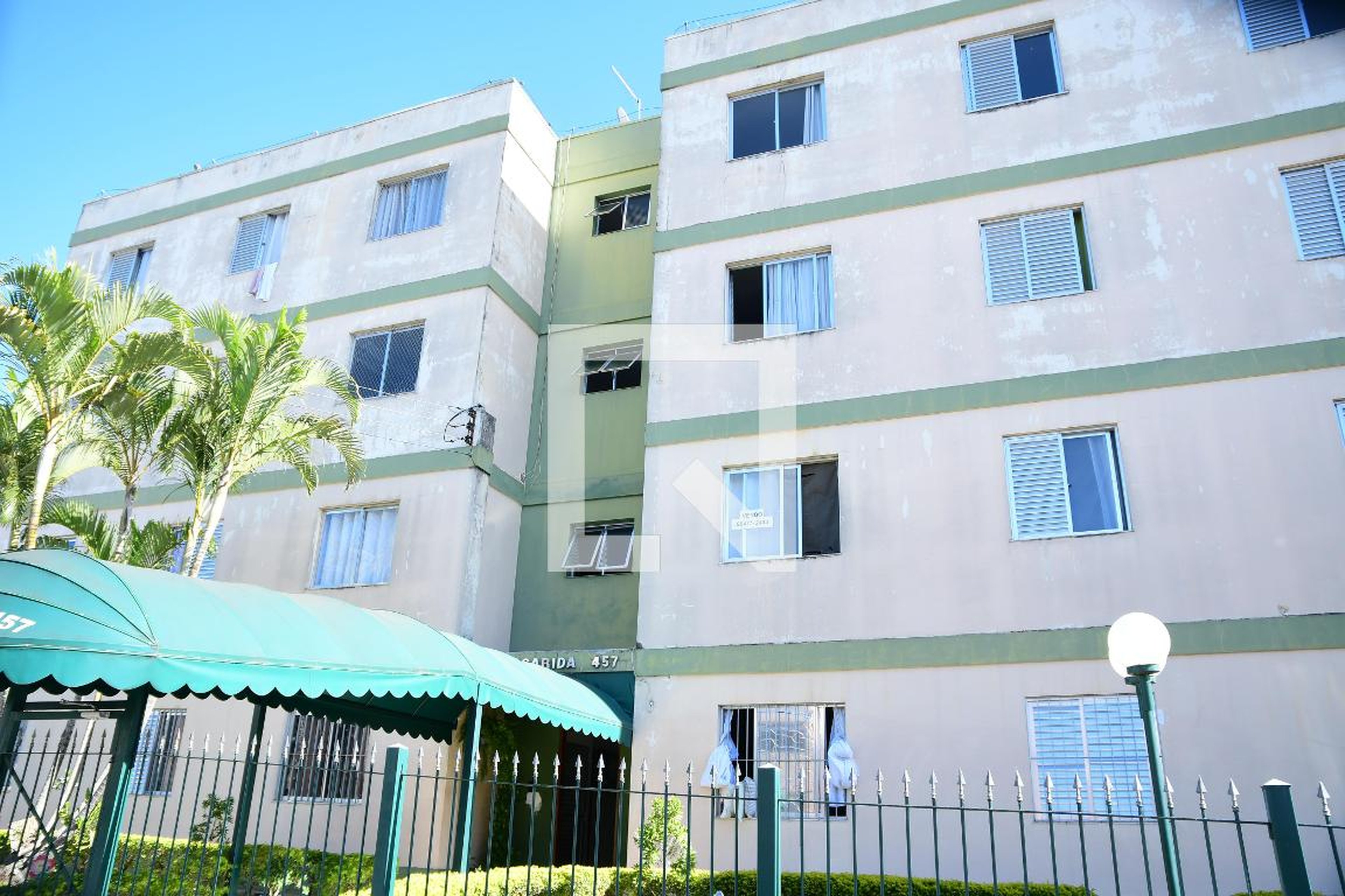 Fachada Condomínio em Rua Pirajussara, 457