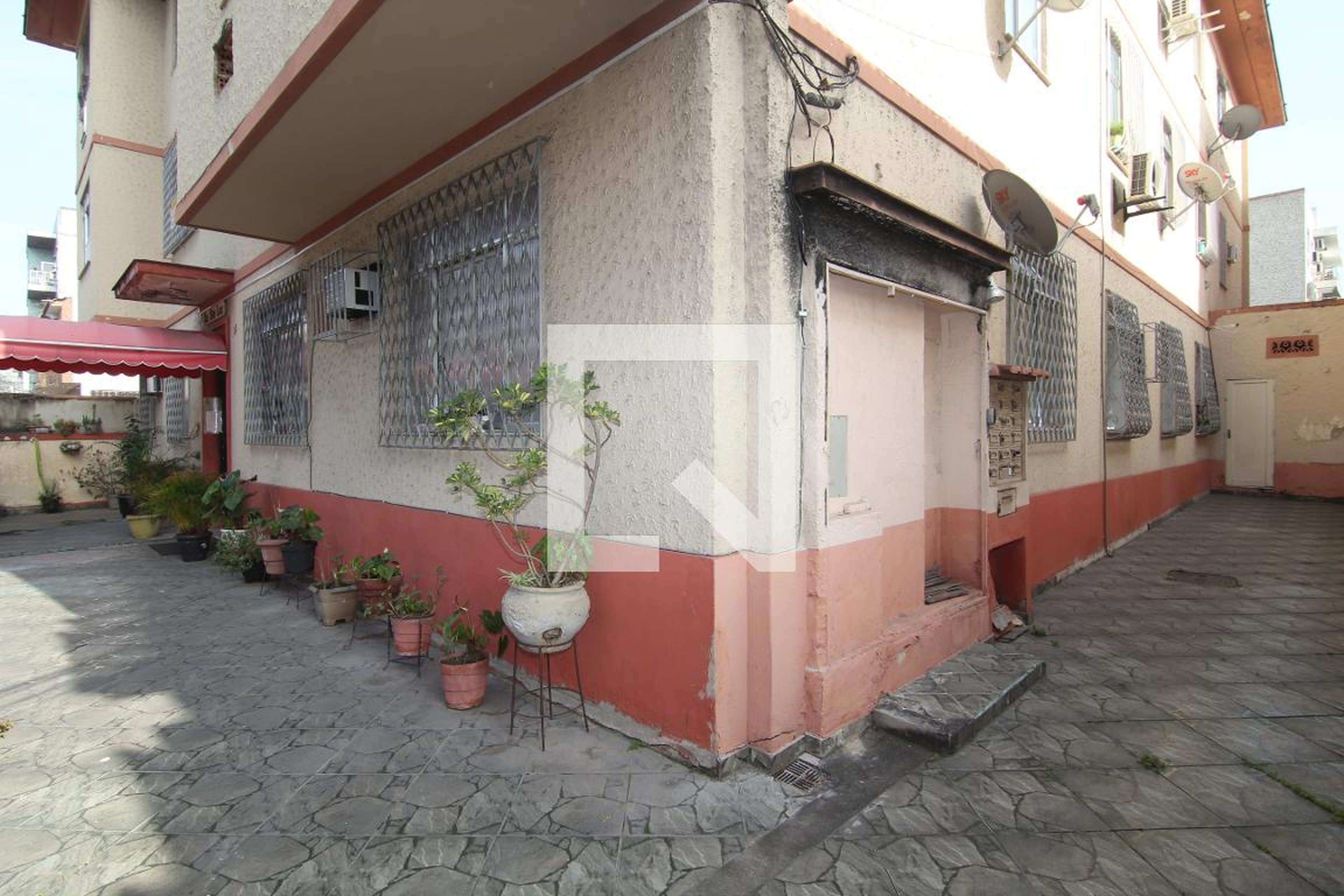 Entrada - Edifício São Luiz