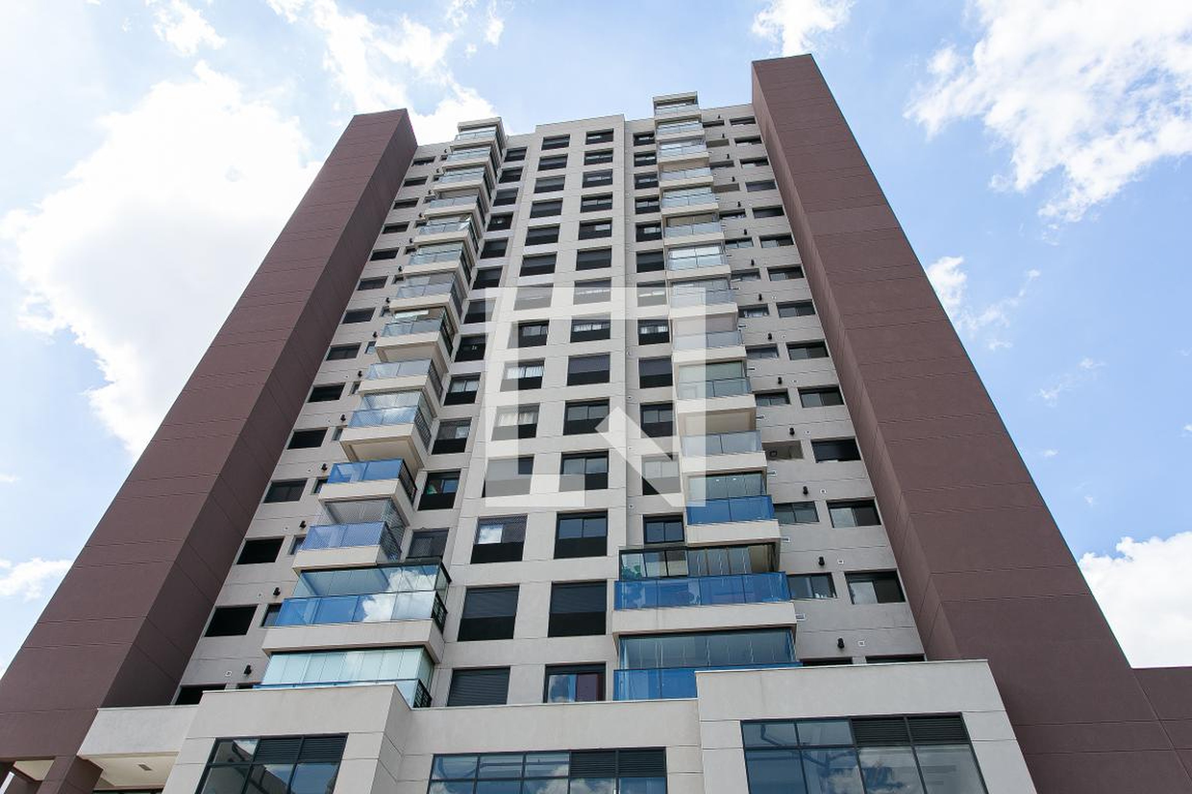 Fachada do Condomínio Condomínio Primevo