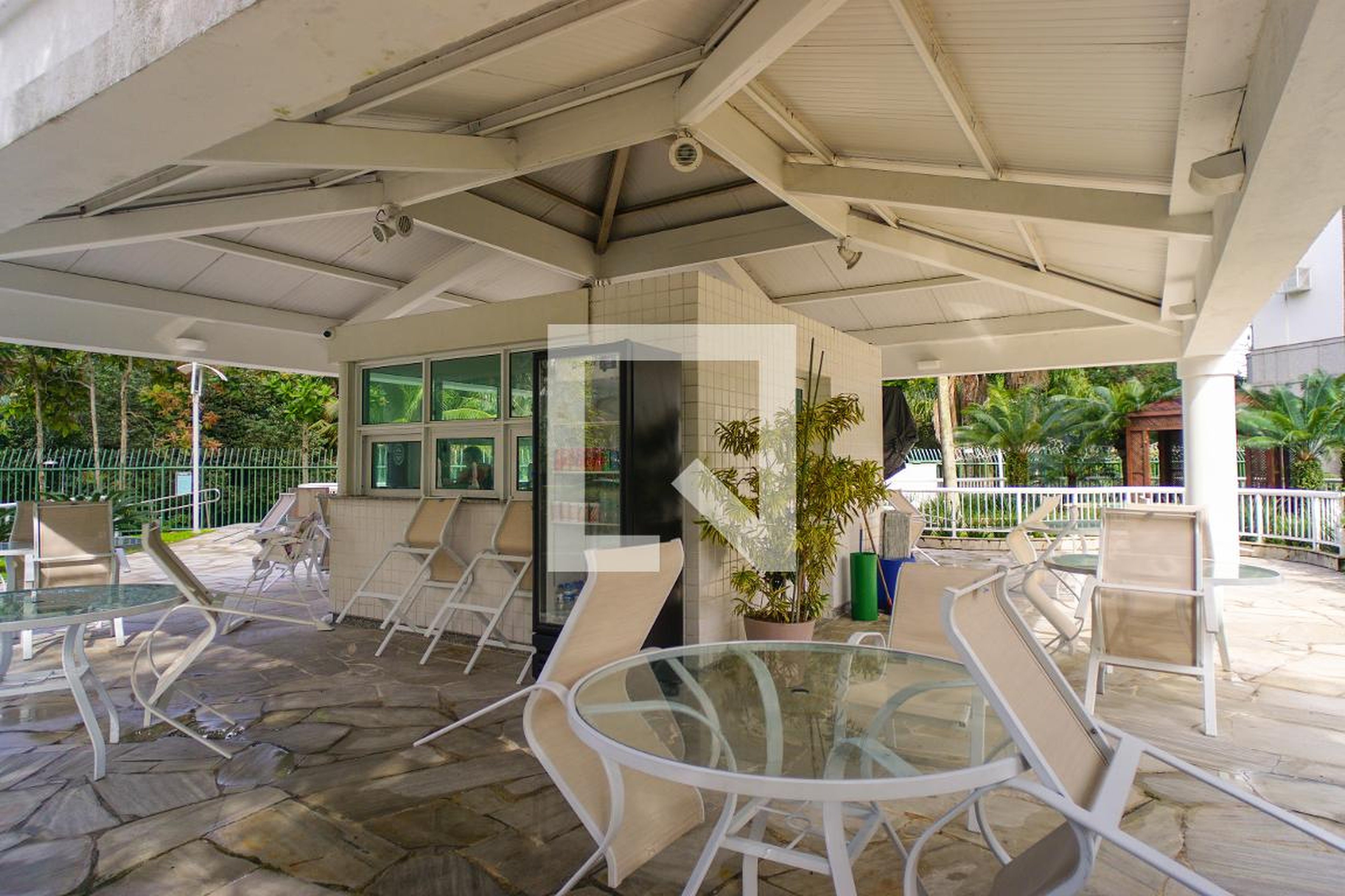 Área comum - Península