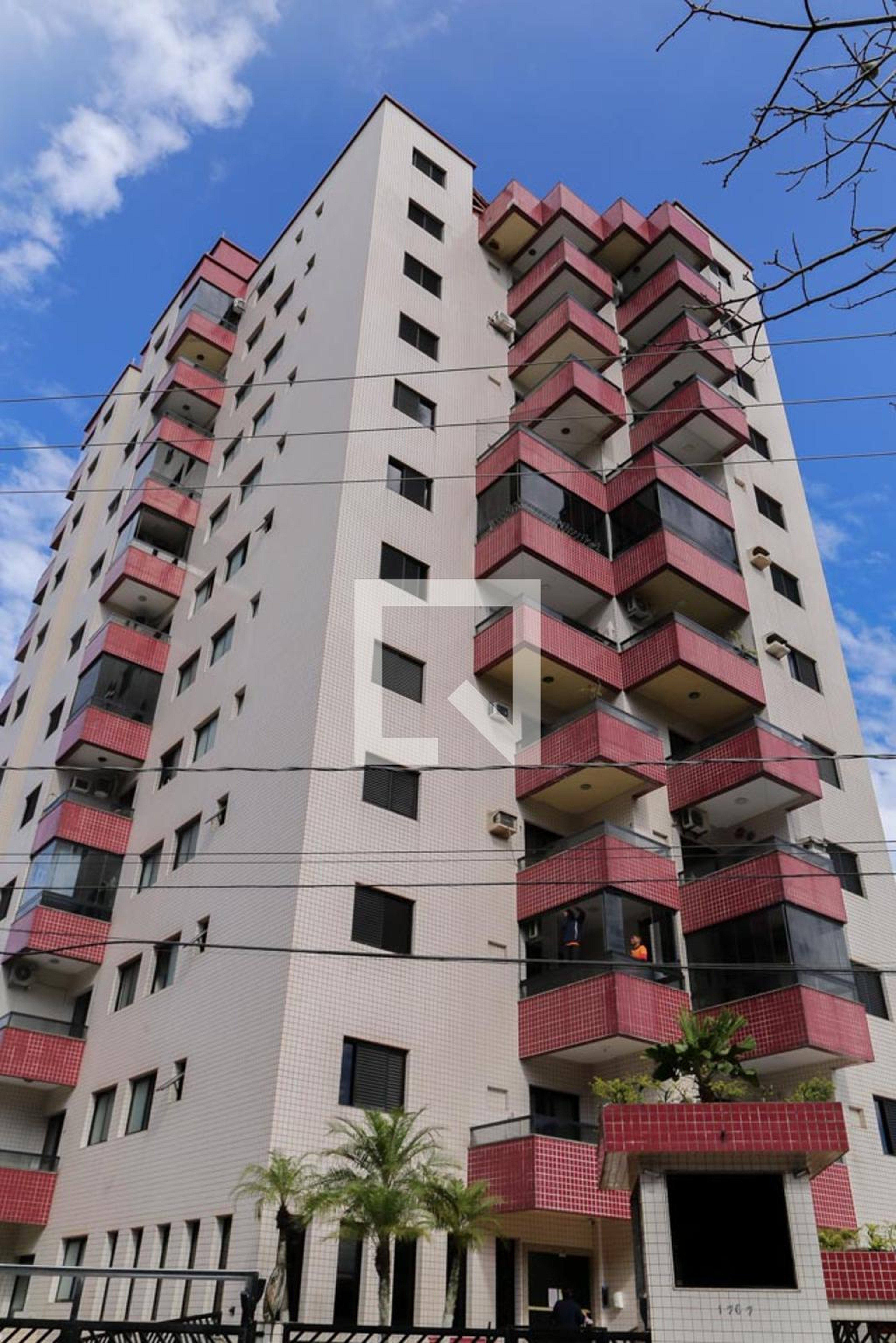 Fachada Condomínio em Avenida Marechal Mallet, 1764