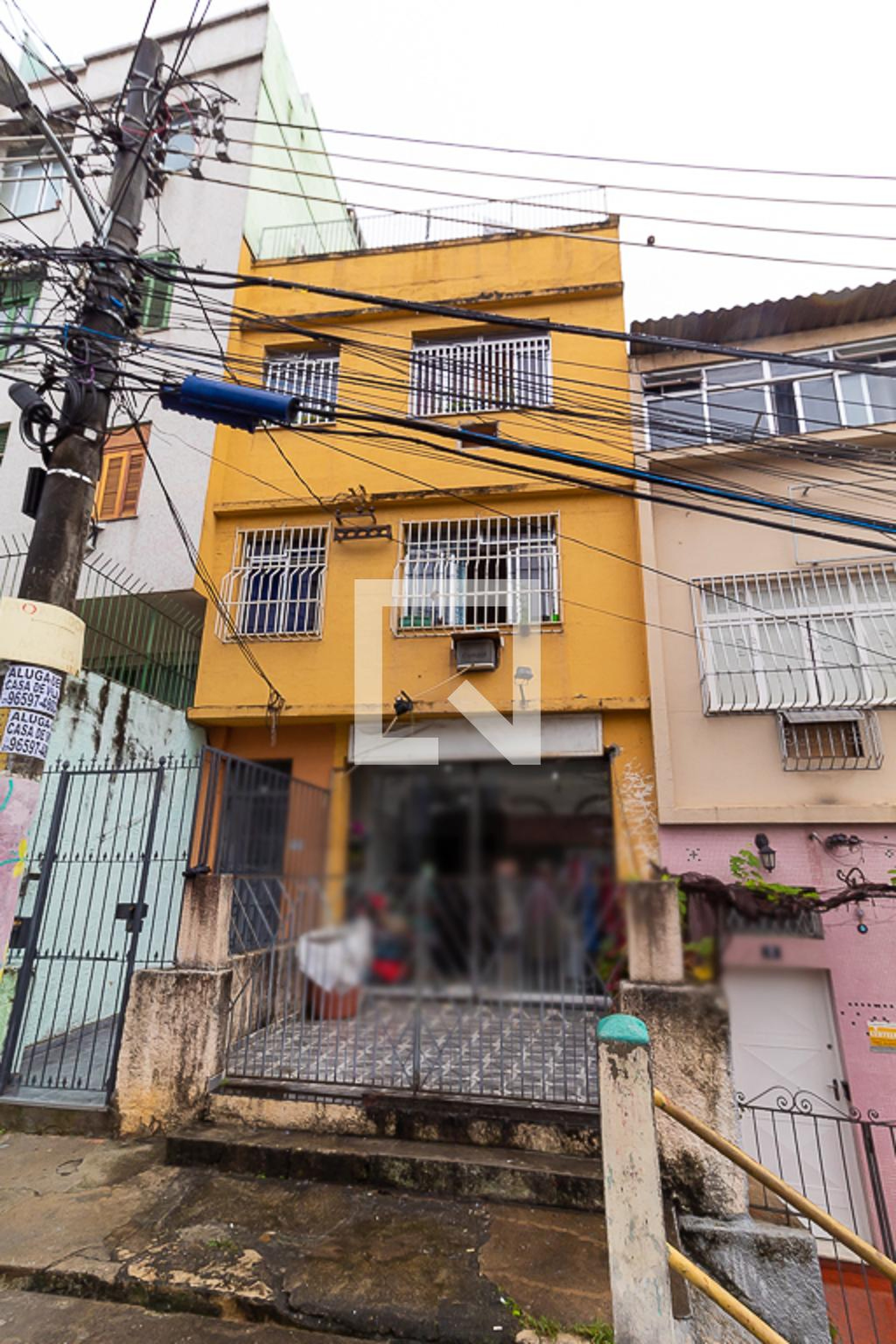 Fachada Condomínio em Ladeira Frei Orlando, 10