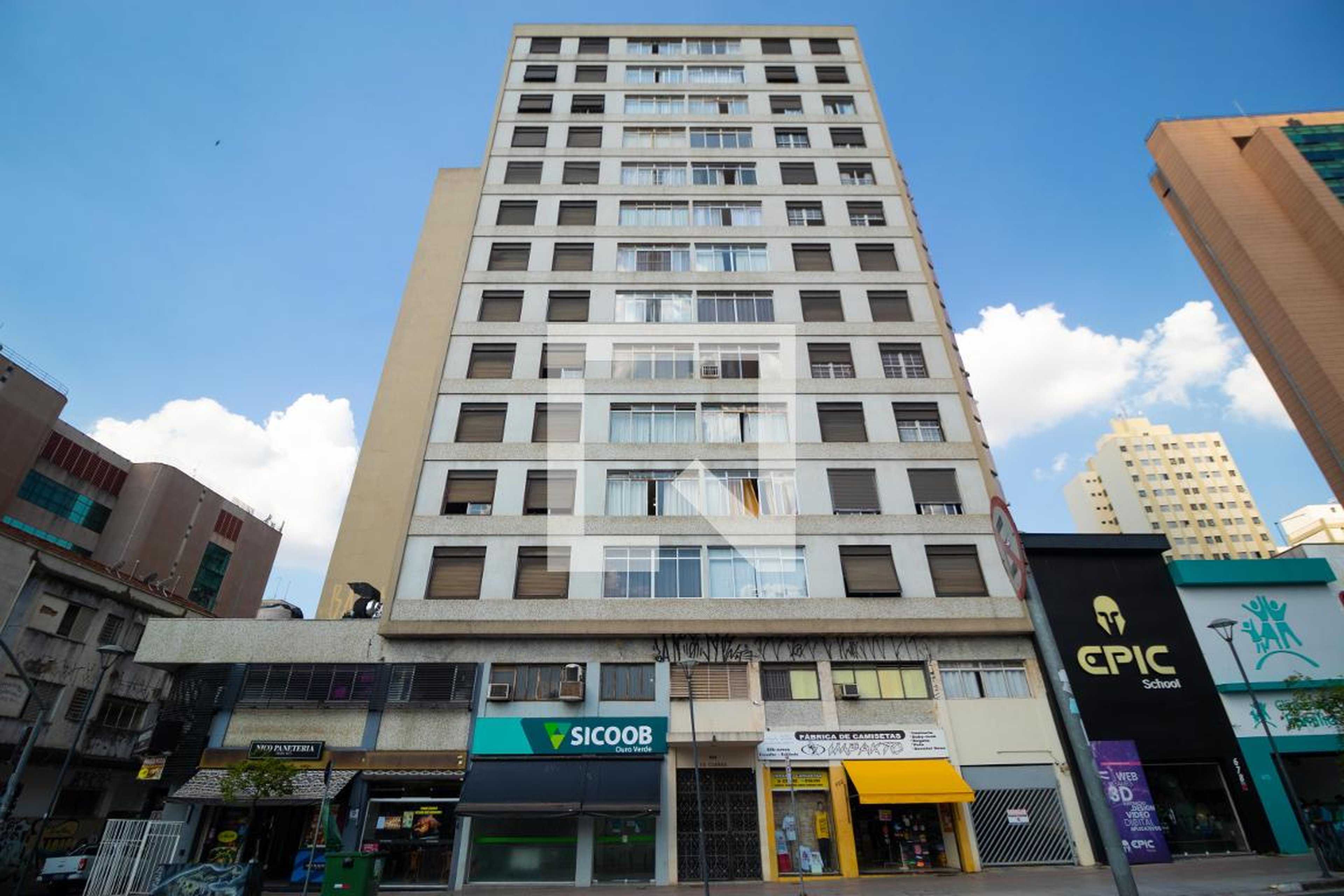 Fachada Condomínio em Avenida Francisco Glicério, 694