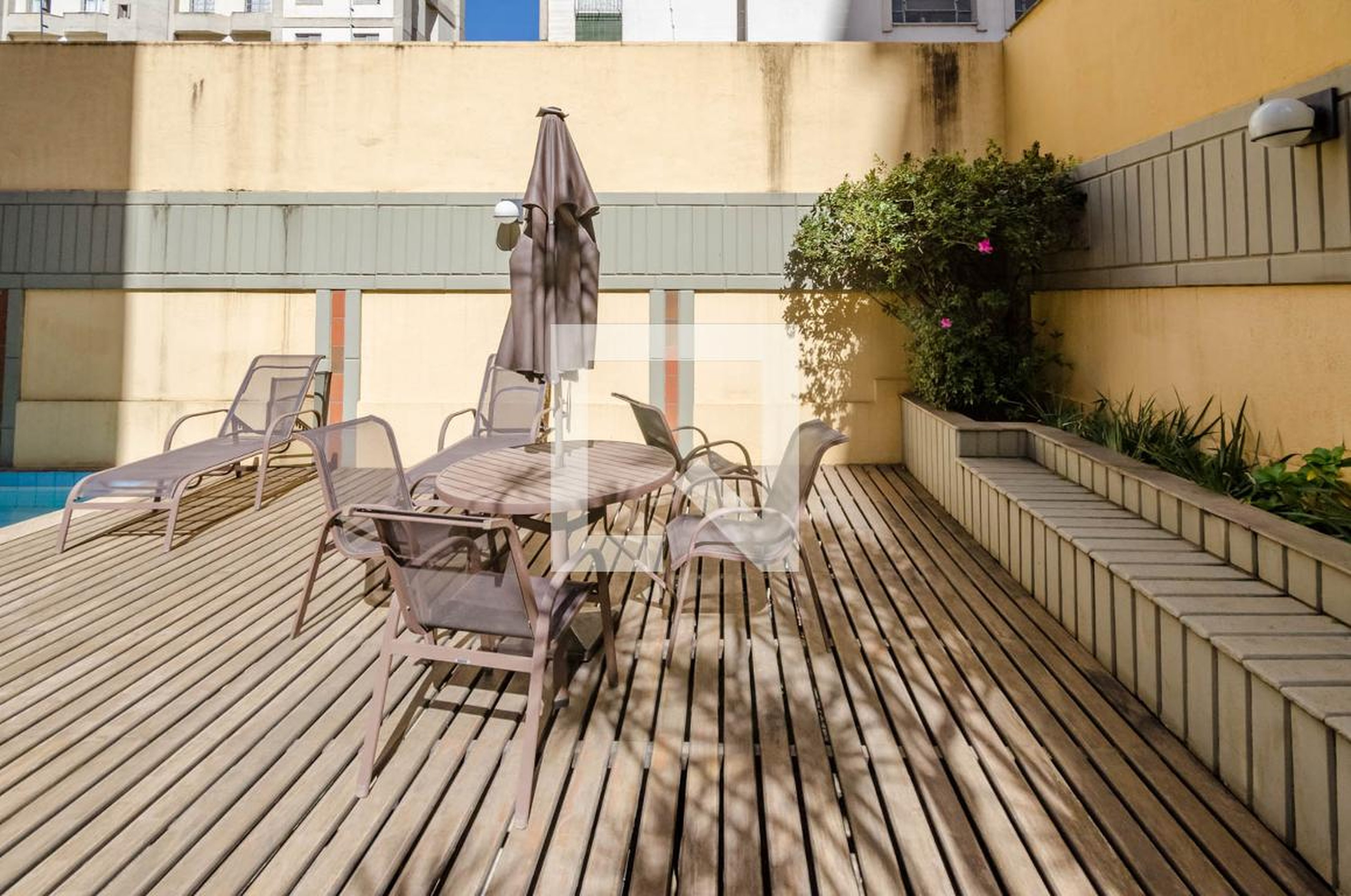 Piscina - Edifício Renata