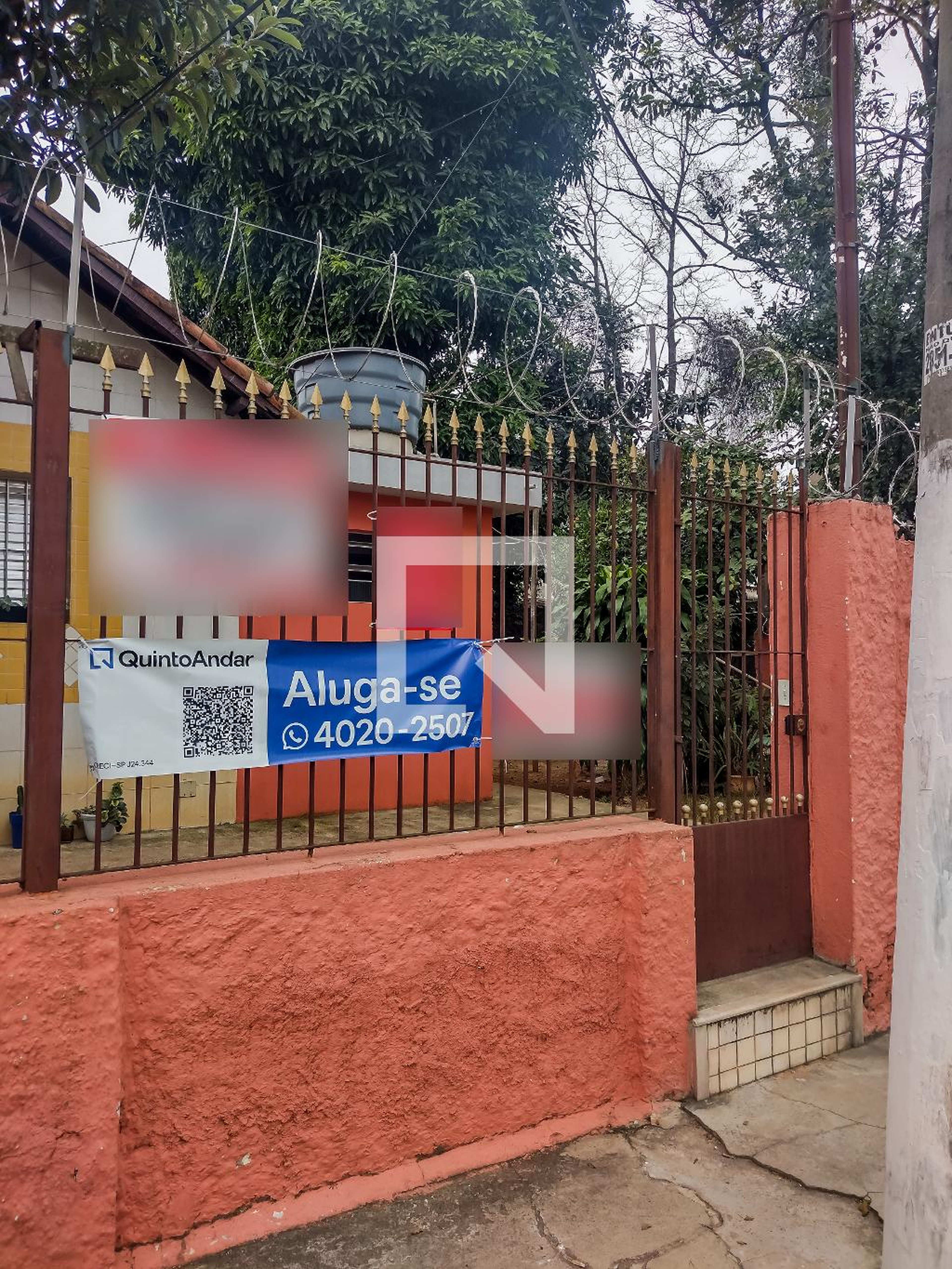 Fachada Condomínio em Rua dos Coqueiros, 110