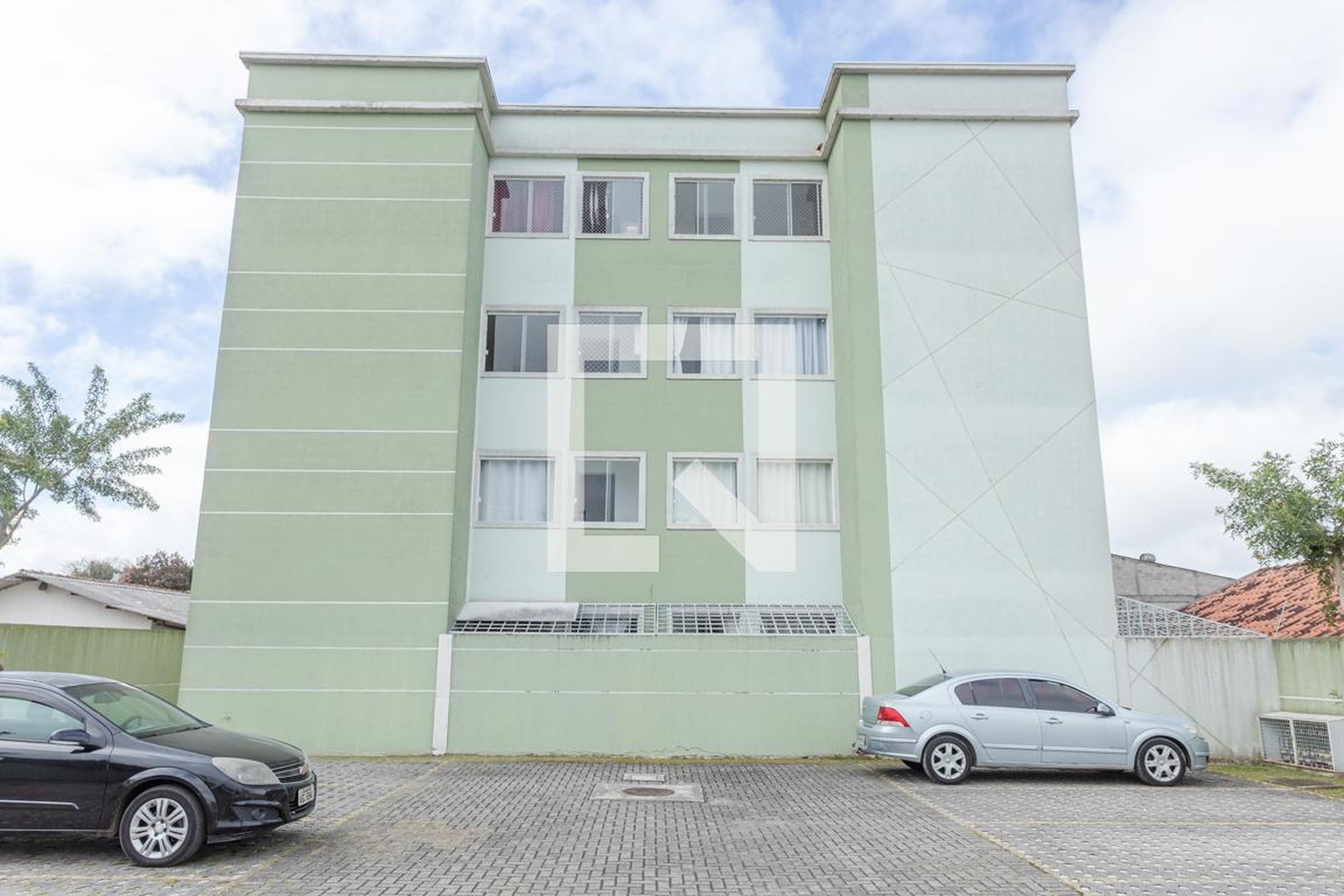 Fachada do Prédio Condomínio em Rua Rio Piquiri, 1130