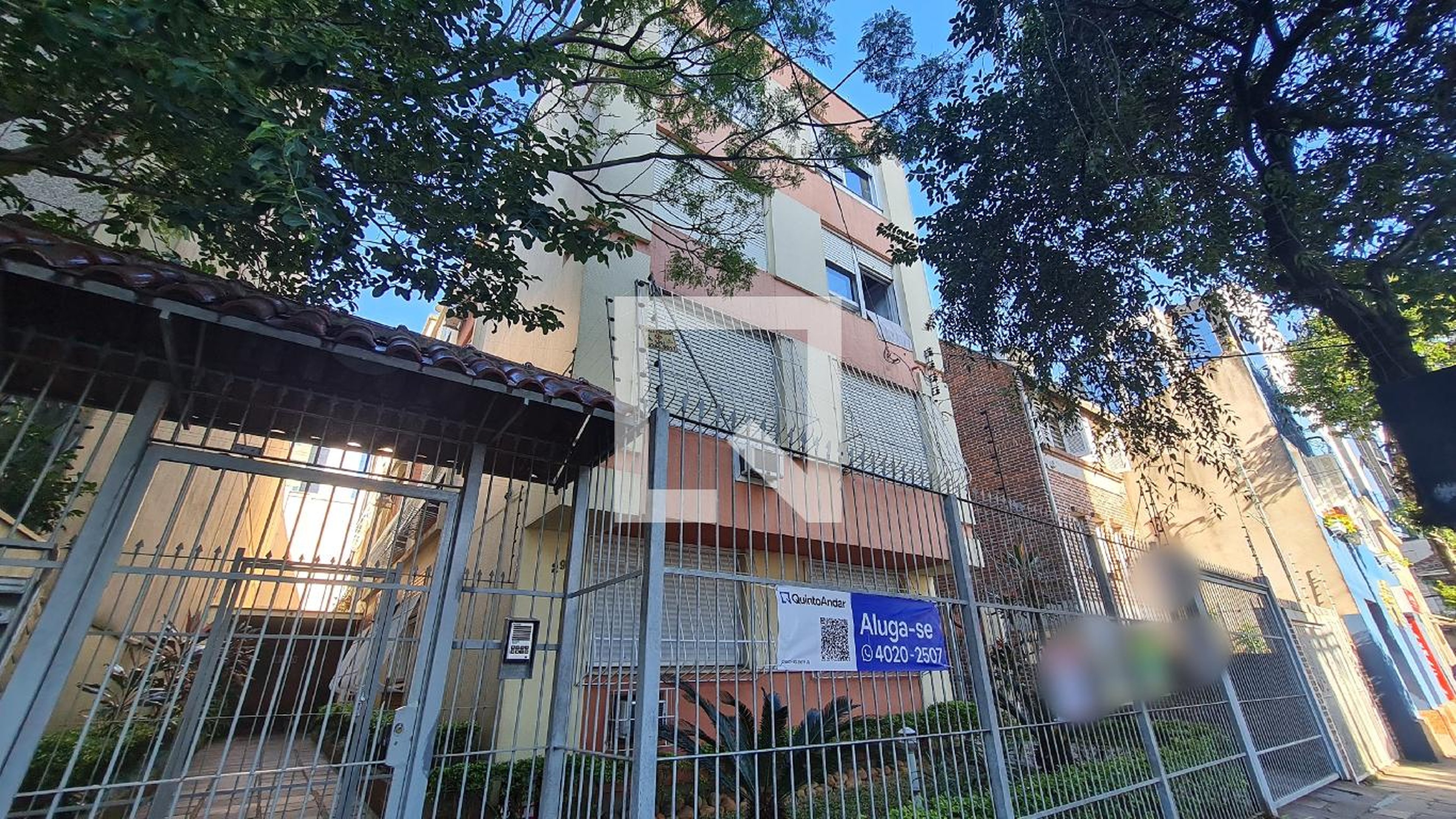 Fachada do Condomínio Condomínio em Rua General Neto, 29