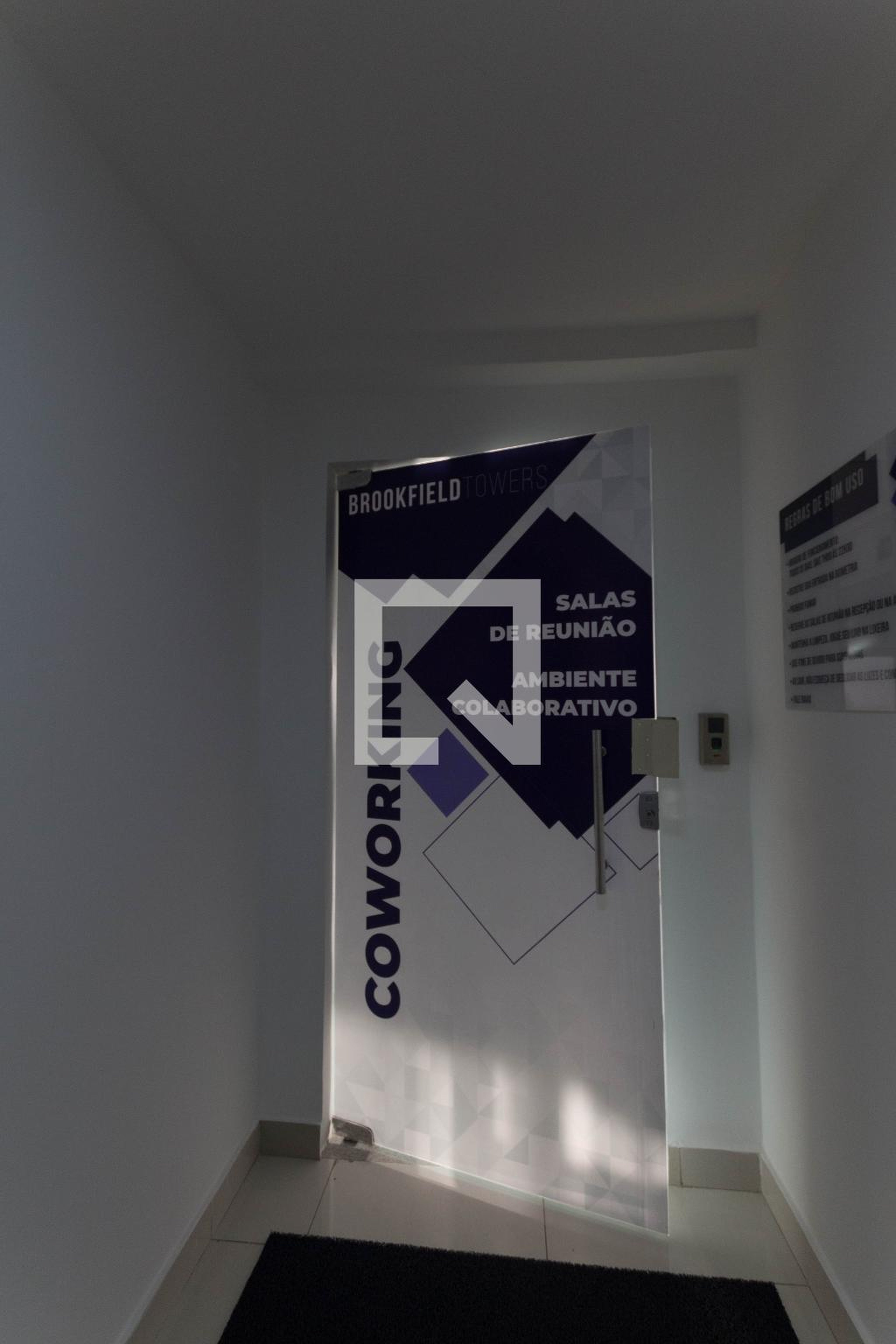 Entrada - Brookfield Towers