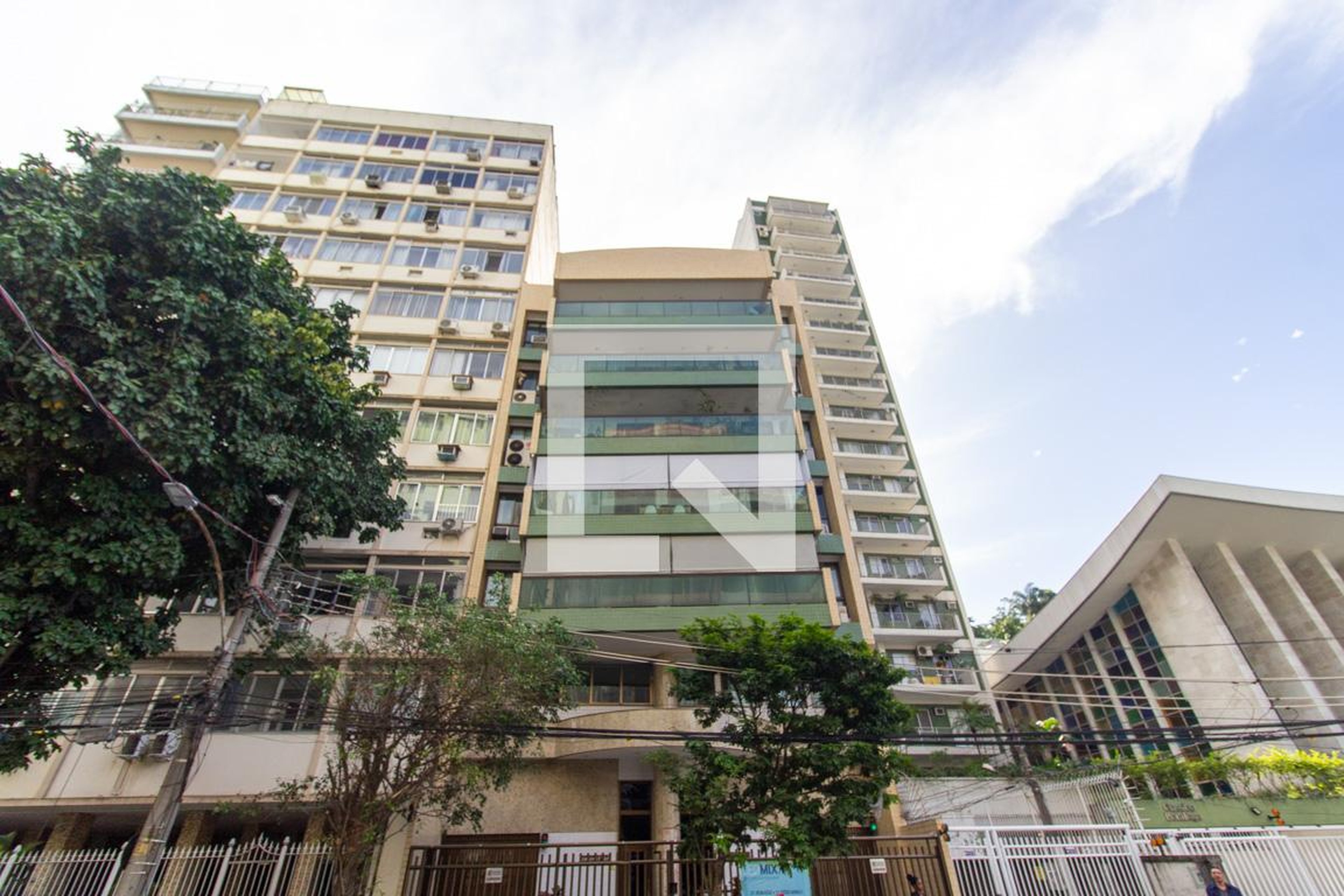 Fachada Edifício Residencial Manhattan