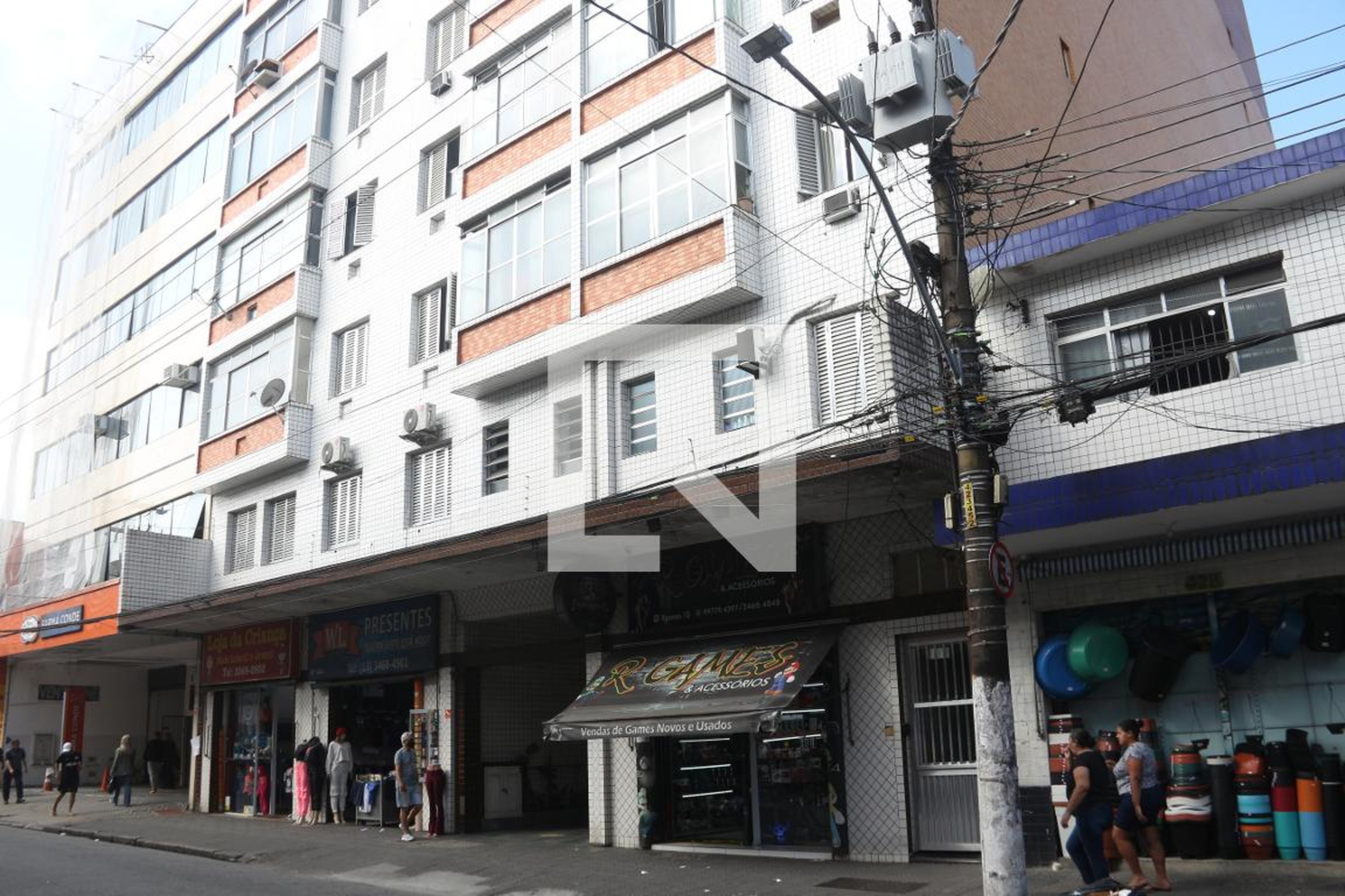 Fachada do Prédio Condomínio Santana