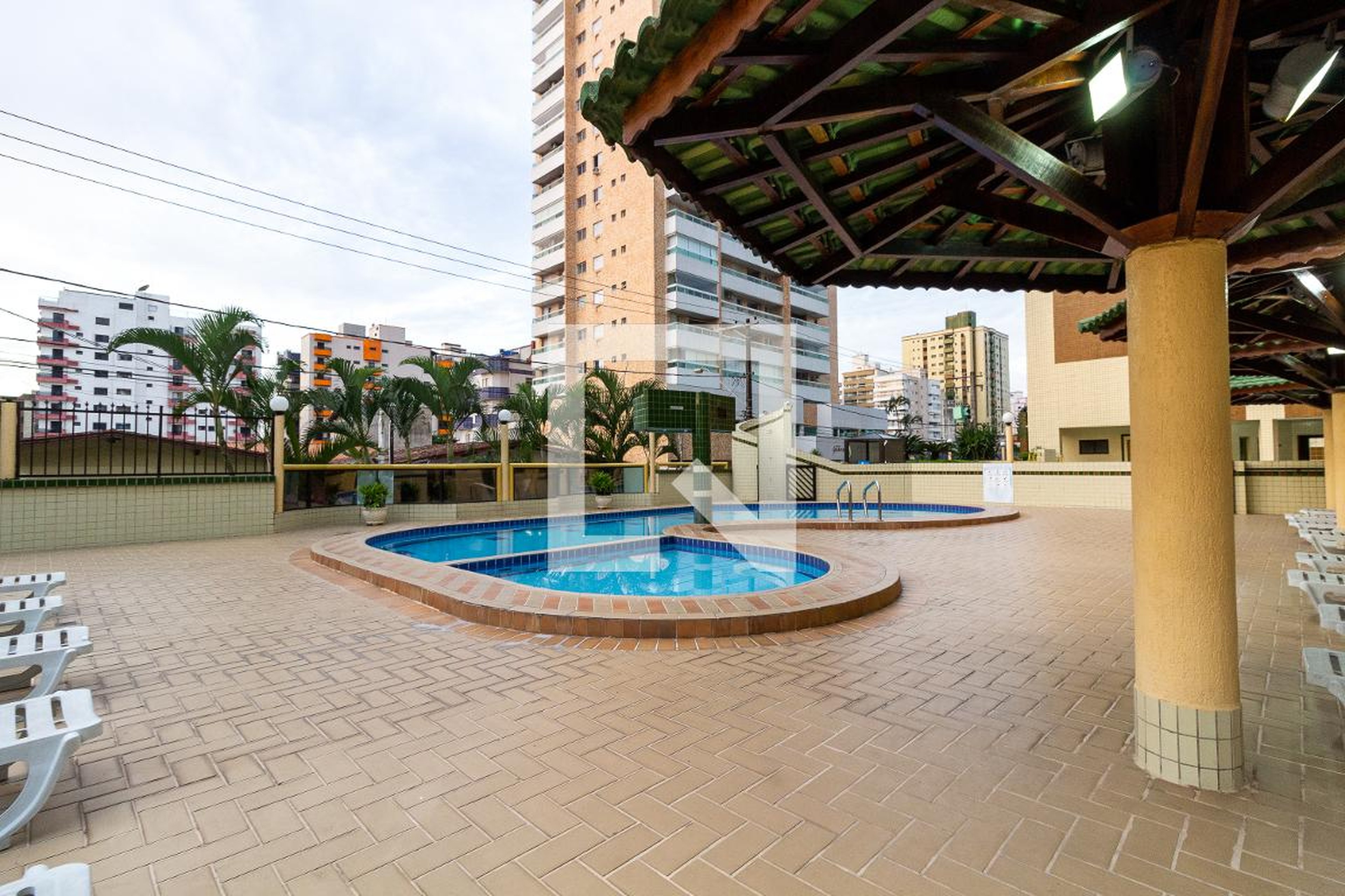 Piscina - Luza Telles