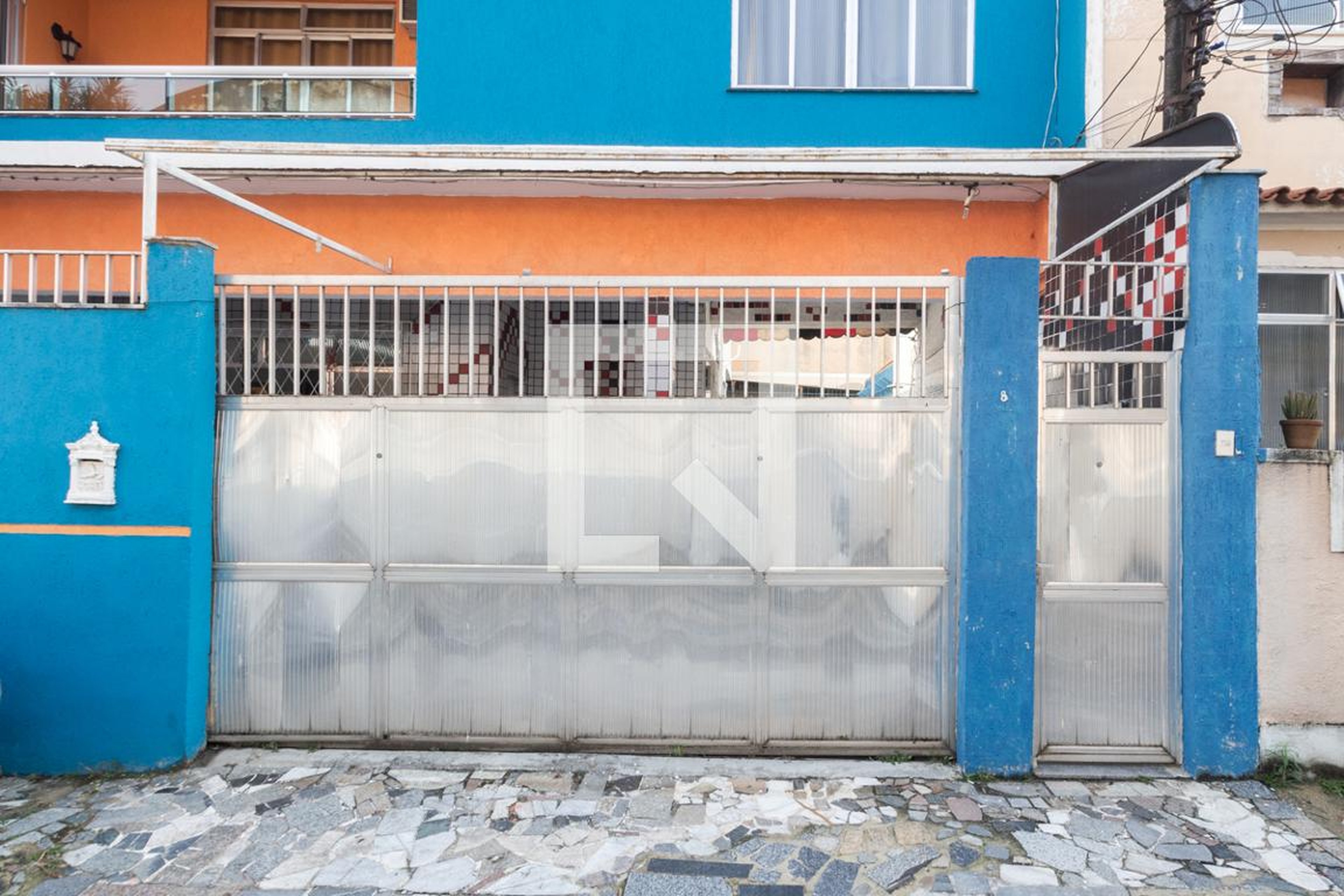 Fachada Condomínio Vila Maia