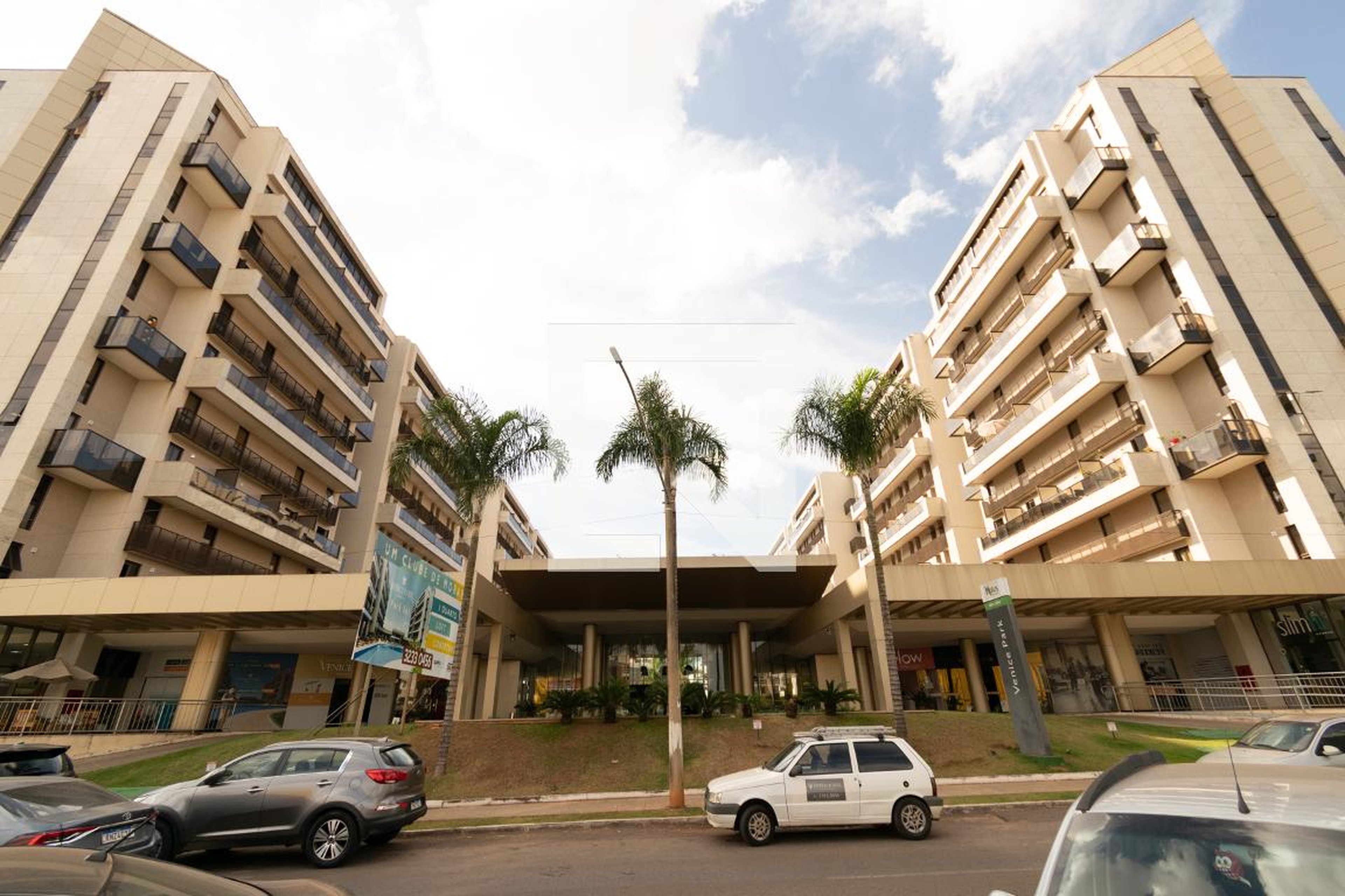 Fachada Condomínio Venice